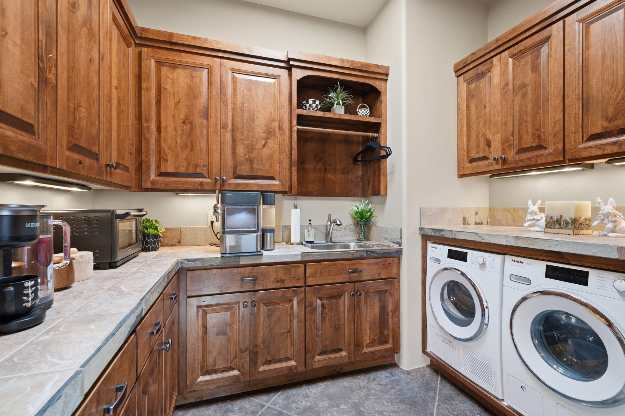 KACHINA SPRINGS EAST - Residential