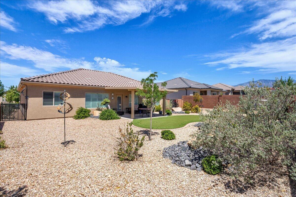 ARROYO AT SIENNA HILLS - Residential