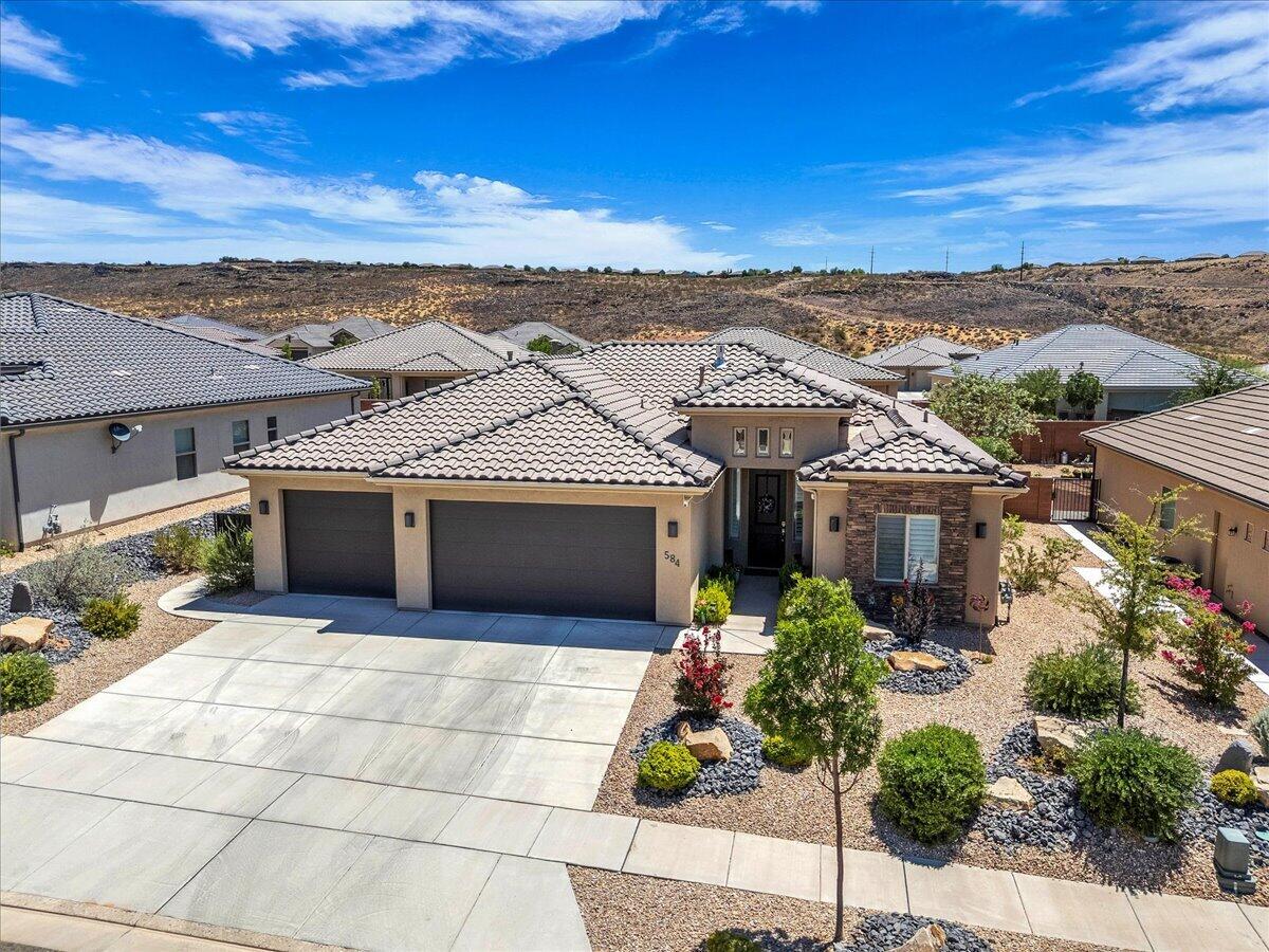 ARROYO AT SIENNA HILLS - Residential