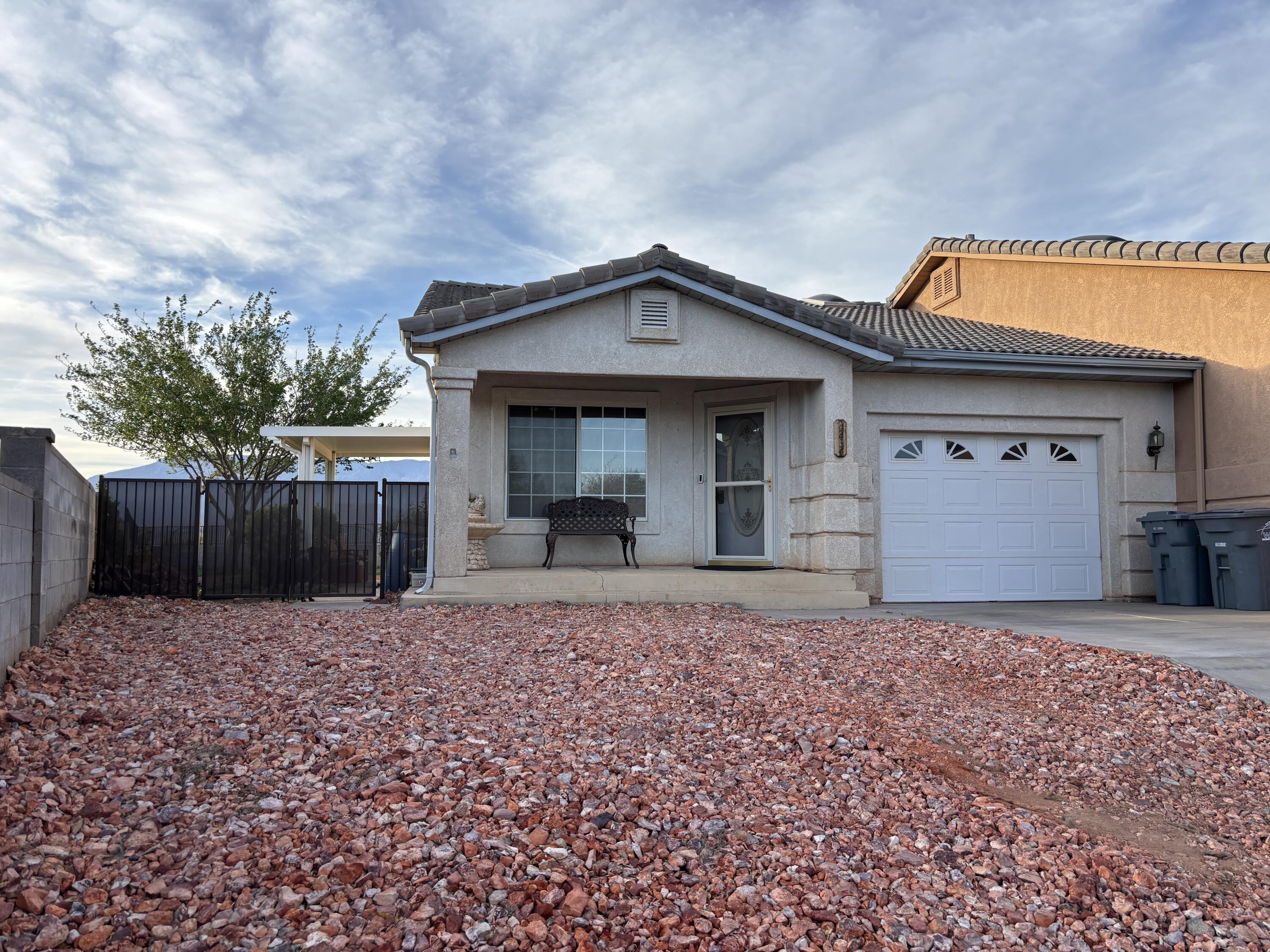 SANTA FE HILLS - Residential