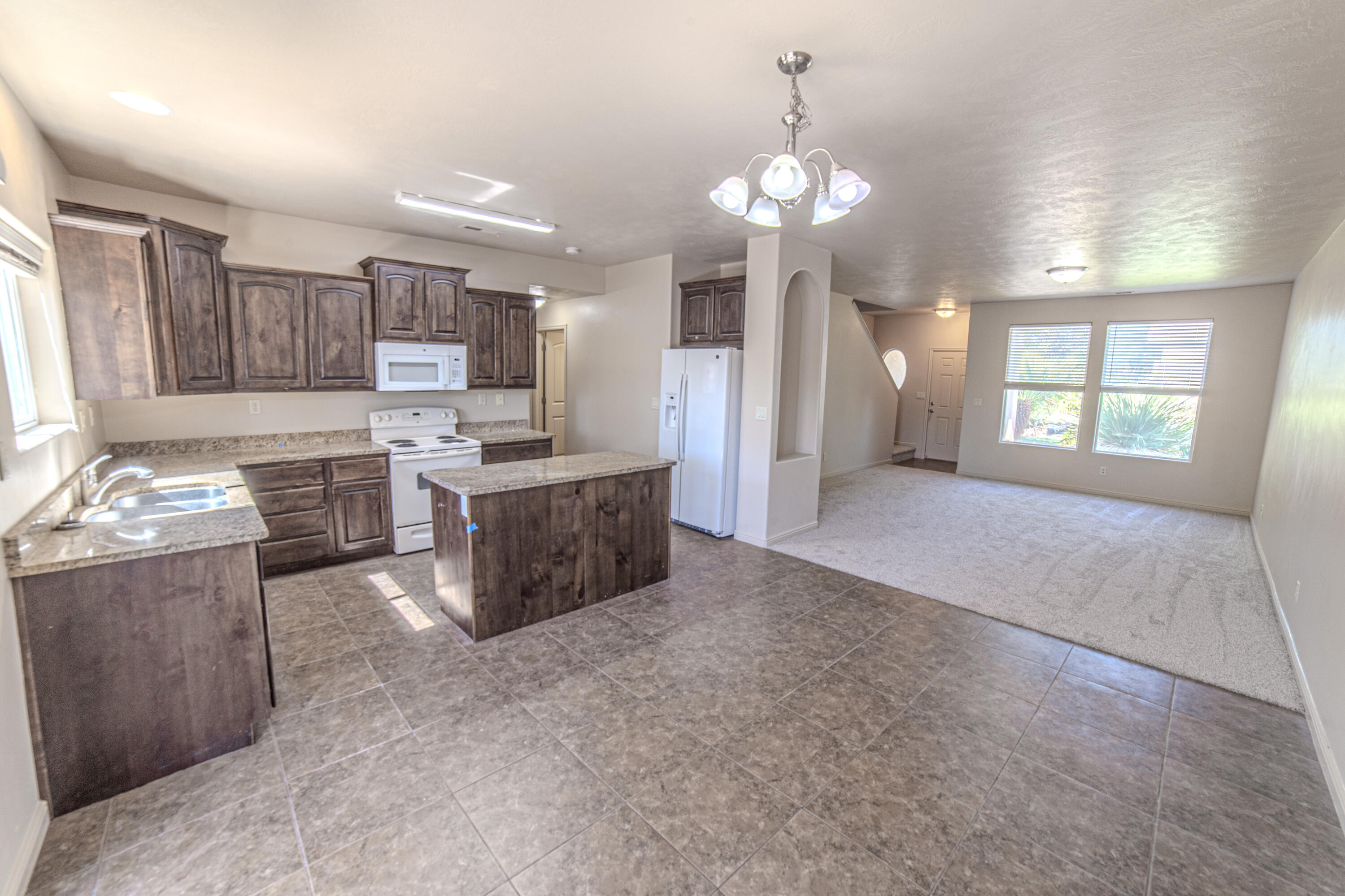 SKY RIDGE TOWNHOMES - Residential