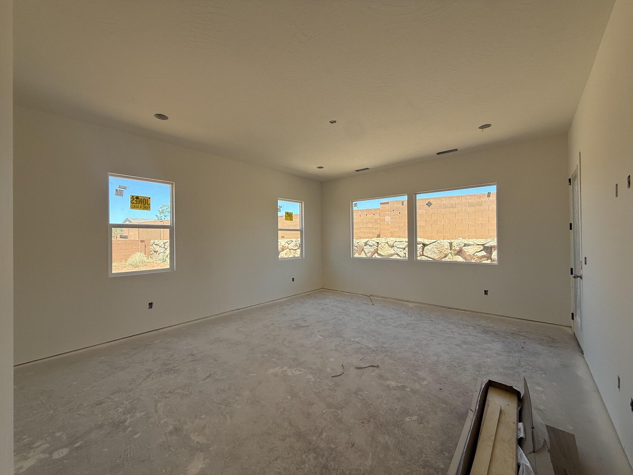 ONYX VALLEY - Residential