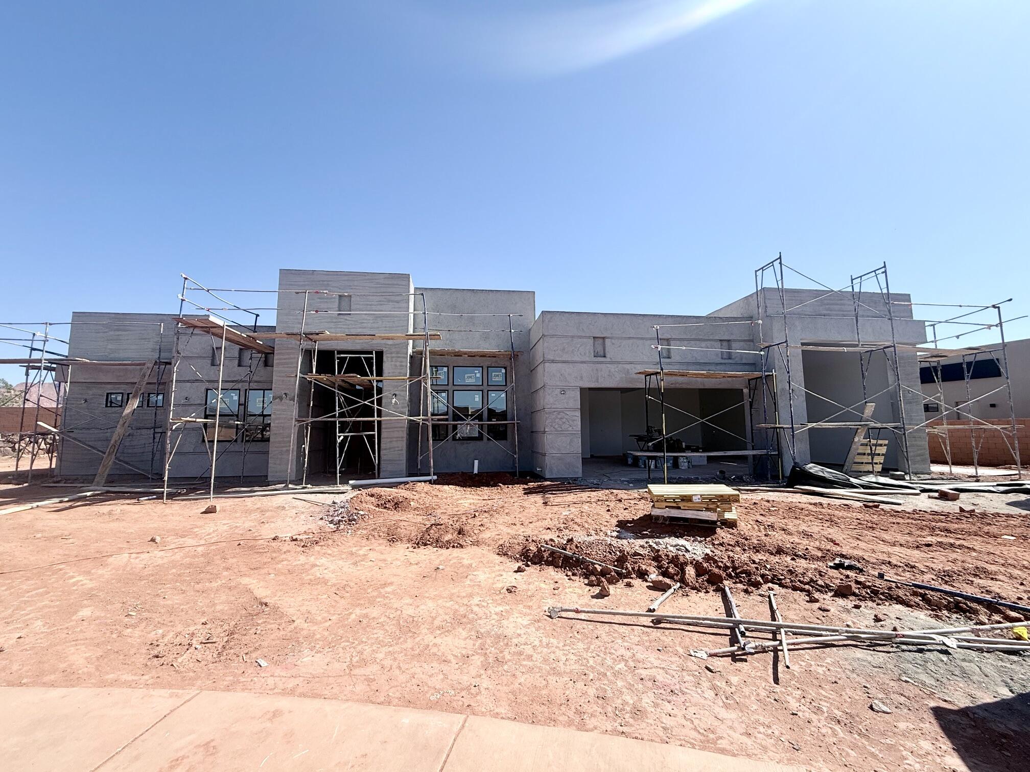 ONYX VALLEY - Residential