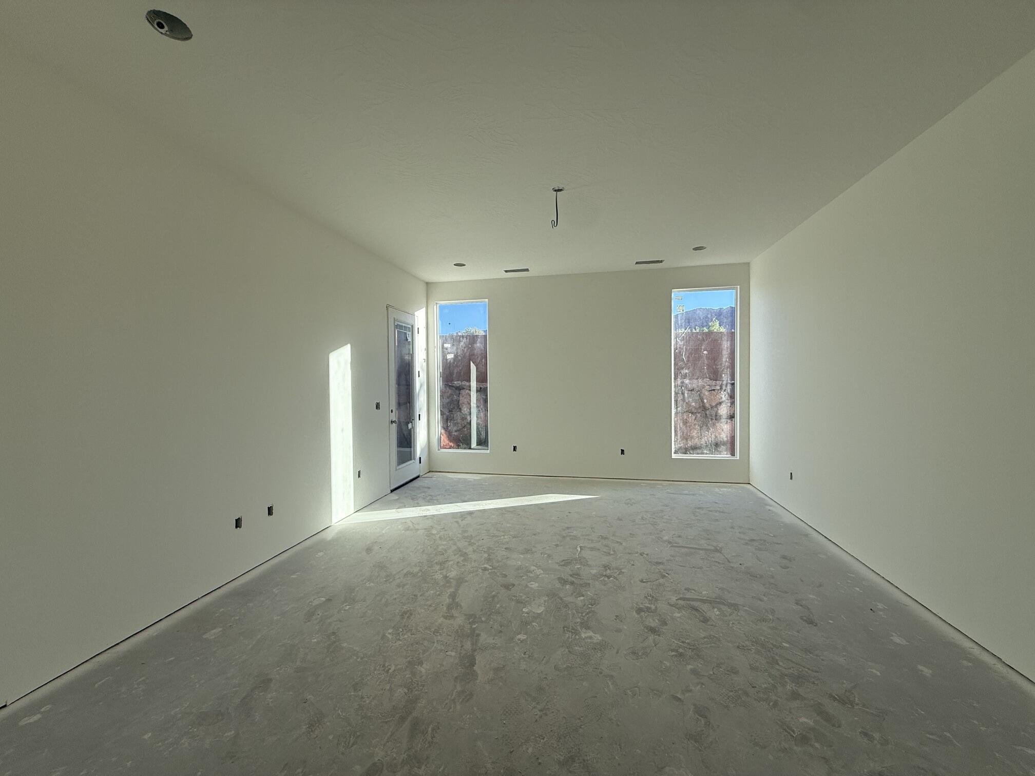 ONYX VALLEY - Residential