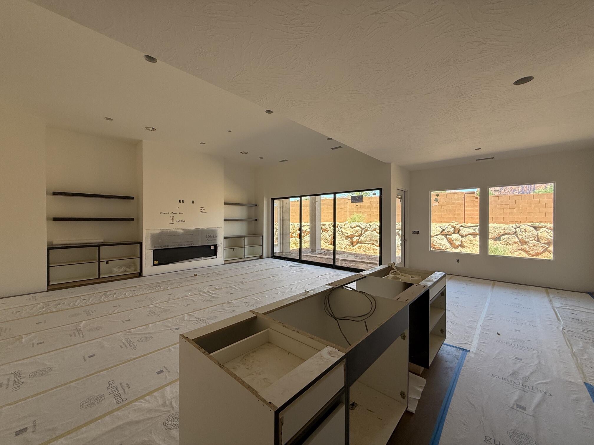ONYX VALLEY - Residential