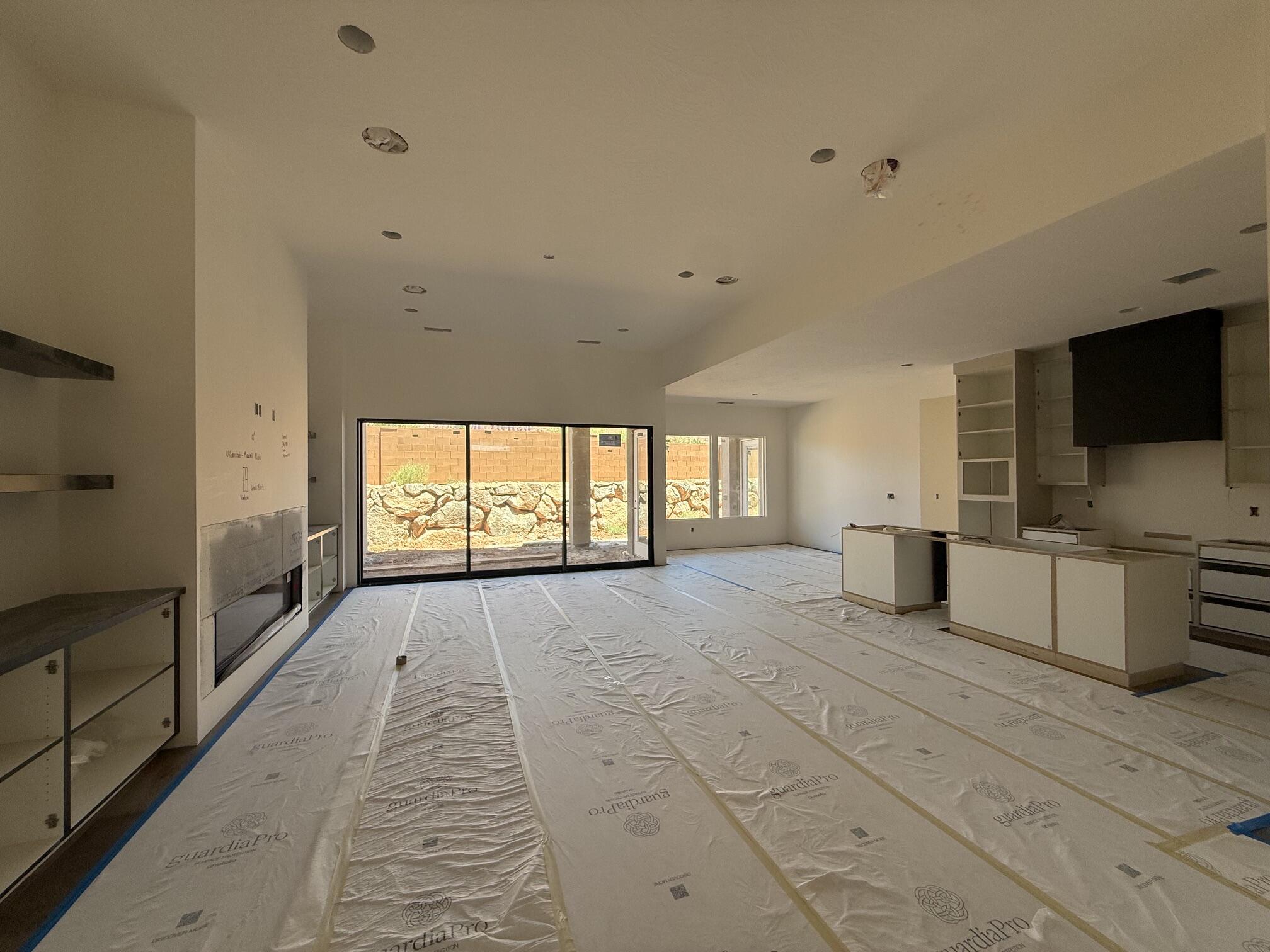 ONYX VALLEY - Residential