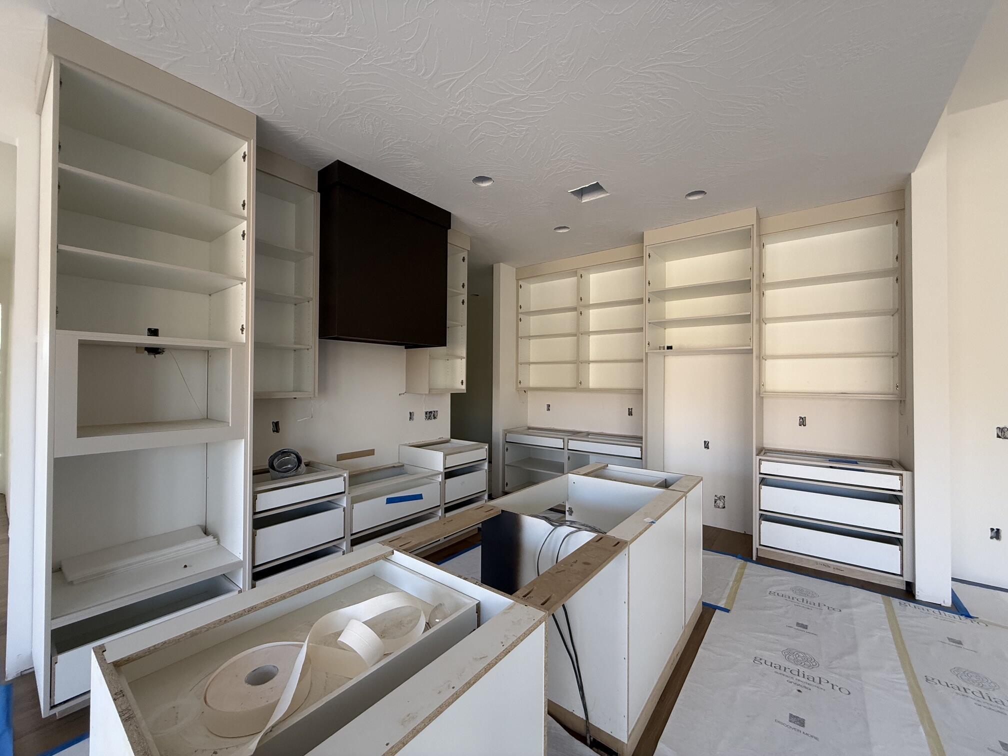 ONYX VALLEY - Residential