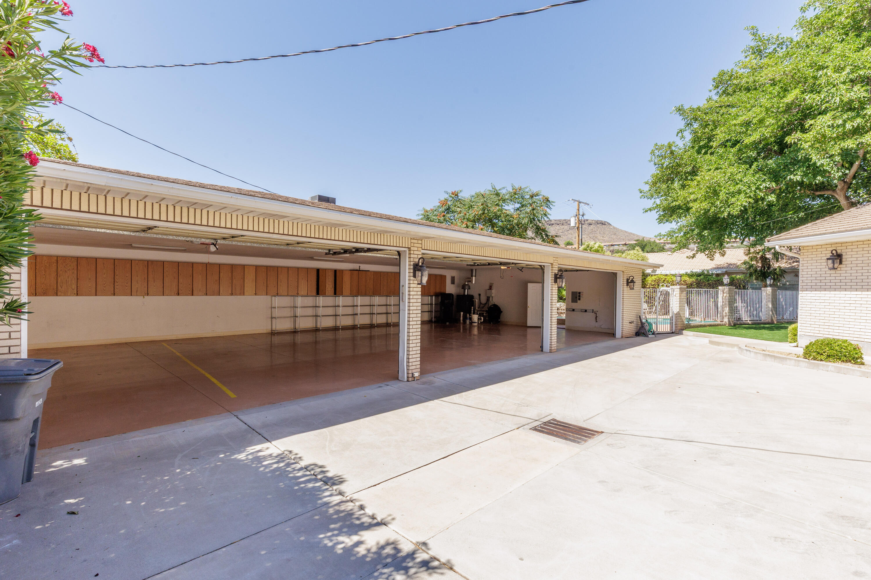 ST GEORGE TOWNSITE - Residential