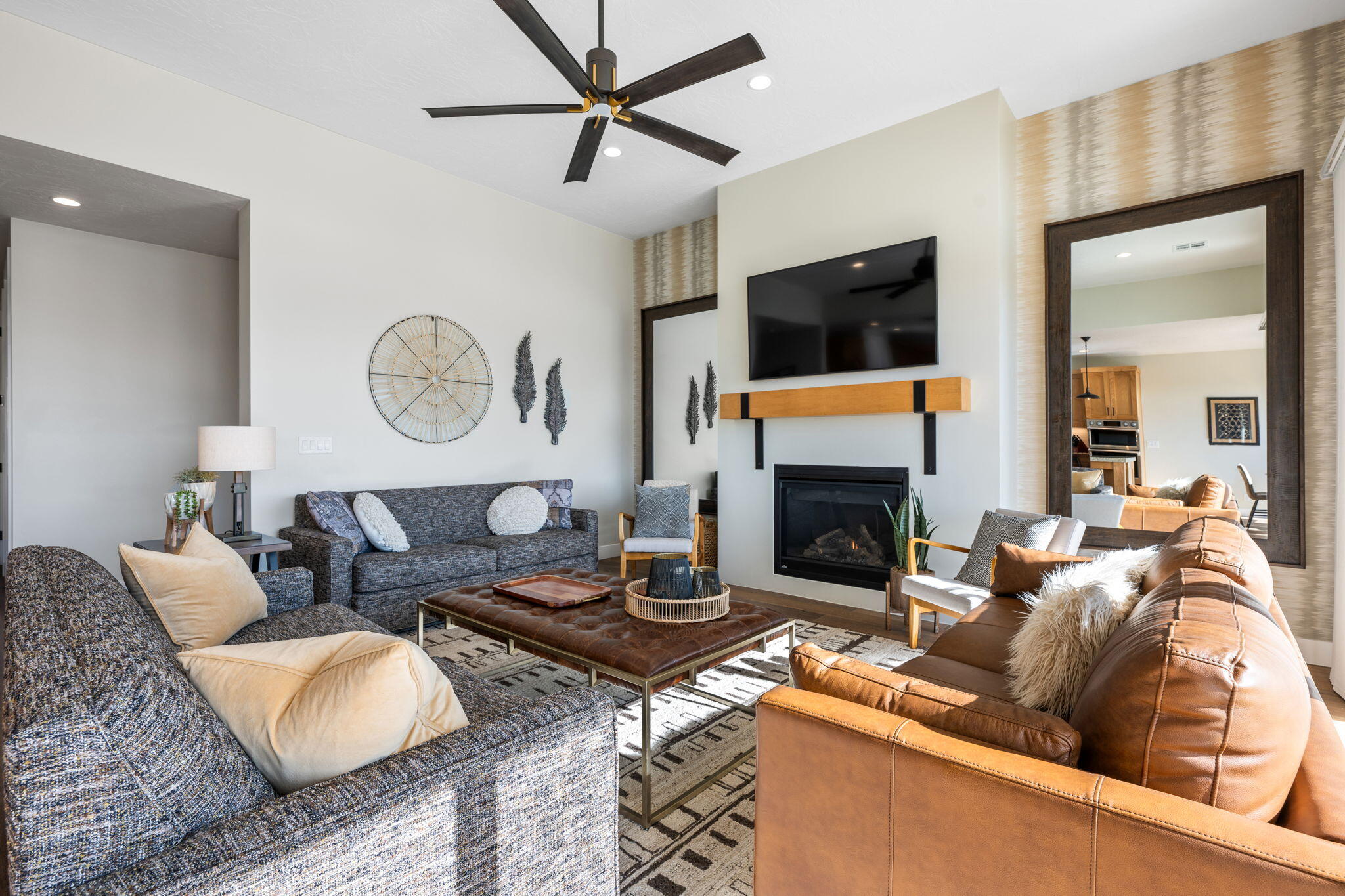 LEDGES OF SG POCKET MESA - Residential