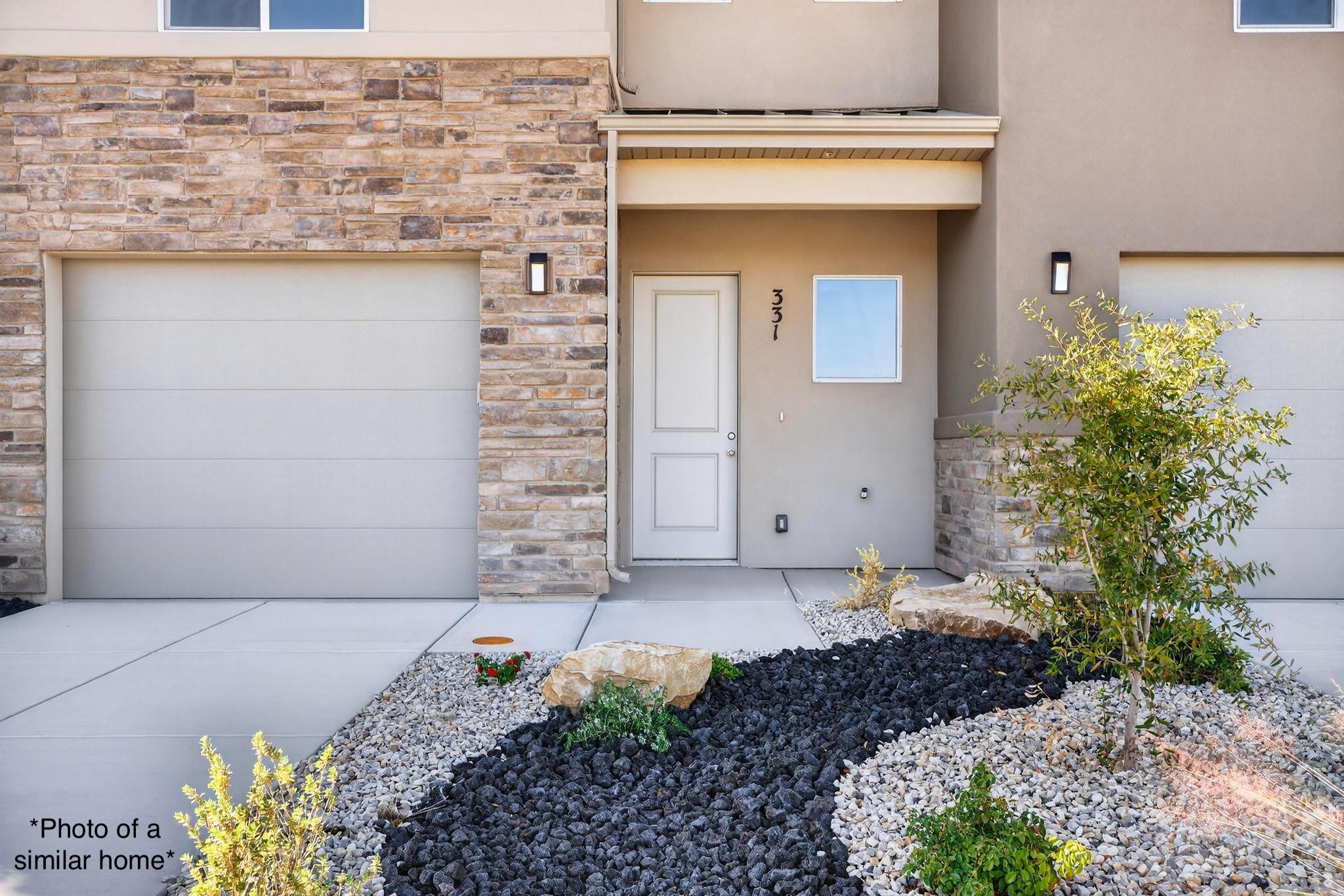 NOW OFFERING $10K Builder Incentive! Brand-new townhome in desirable, Hurricane UT. This spacious townhome has 3 bedrooms, 2.5 bathrooms, private and secure backyards, stainless steel appliances, tankless water heater, and much more. HOA amenities include a pool, pickle ball court and clubhouse. HOA covers front landscaping and exterior building insurance. These townhomes are under construction with a September 2026 estimated completion date. Builder Incentive can be used towards closing costs, rate buy-down or selection upgrades
