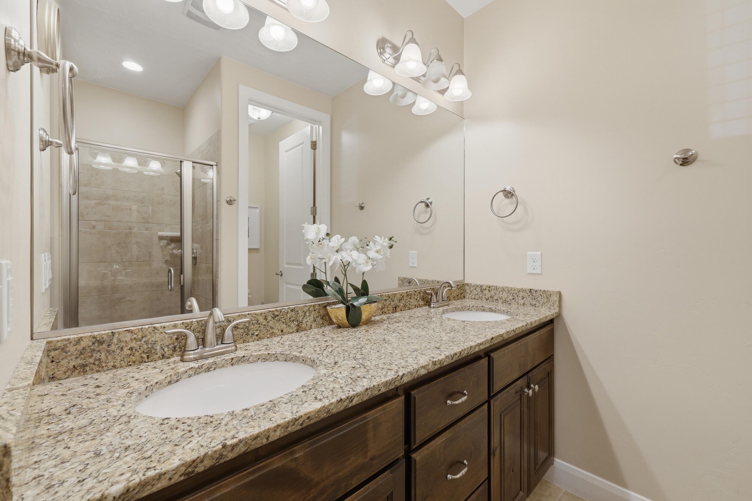 CORAL RIDGE TOWNHOMES - Residential