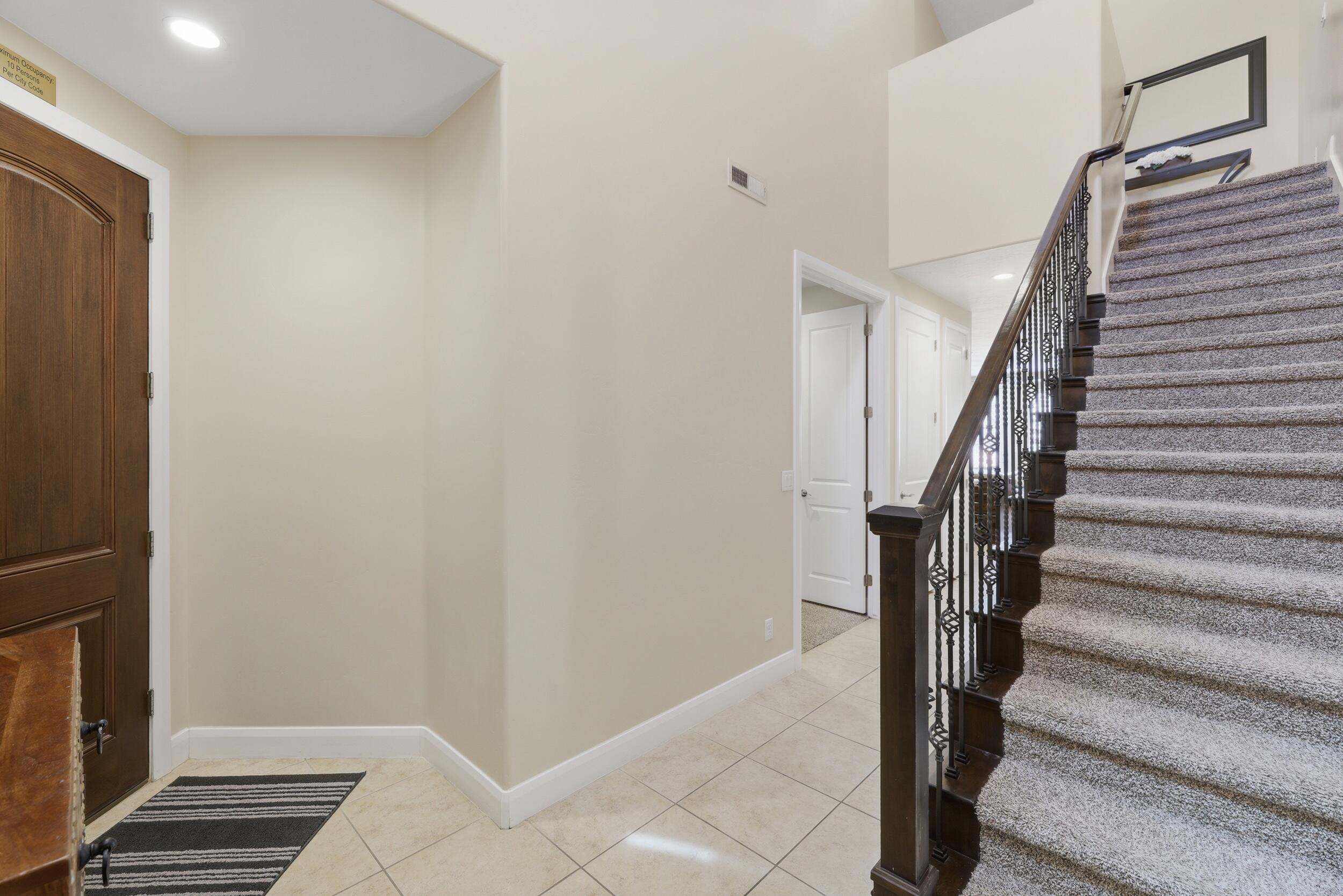 CORAL RIDGE TOWNHOMES - Residential