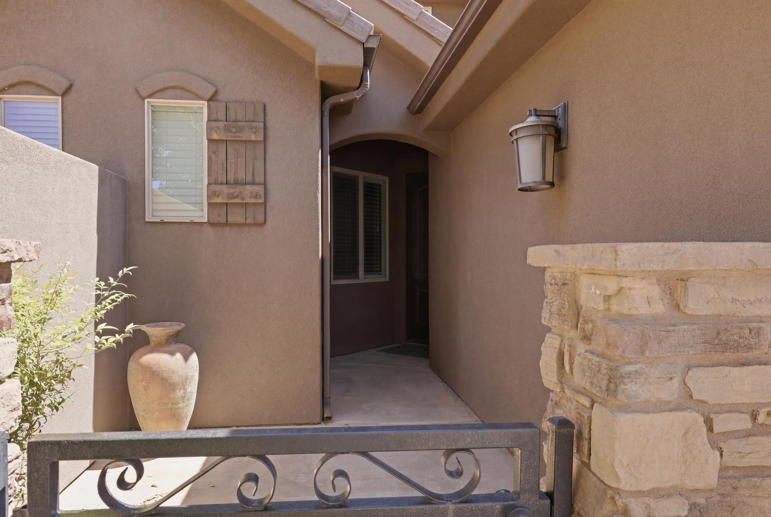 CORAL RIDGE TOWNHOMES - Residential
