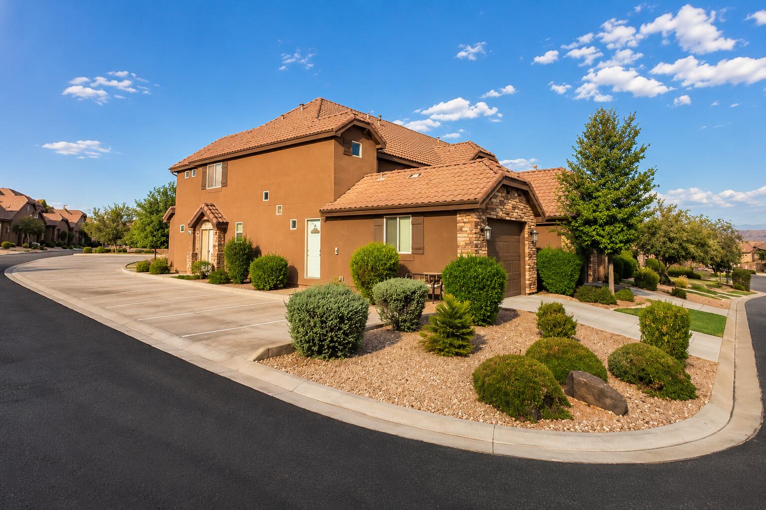 CORAL RIDGE TOWNHOMES - Residential