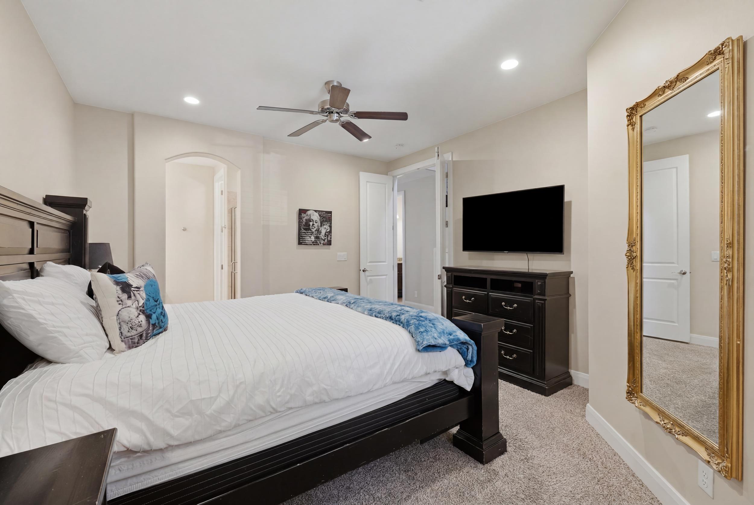 CORAL RIDGE TOWNHOMES - Residential