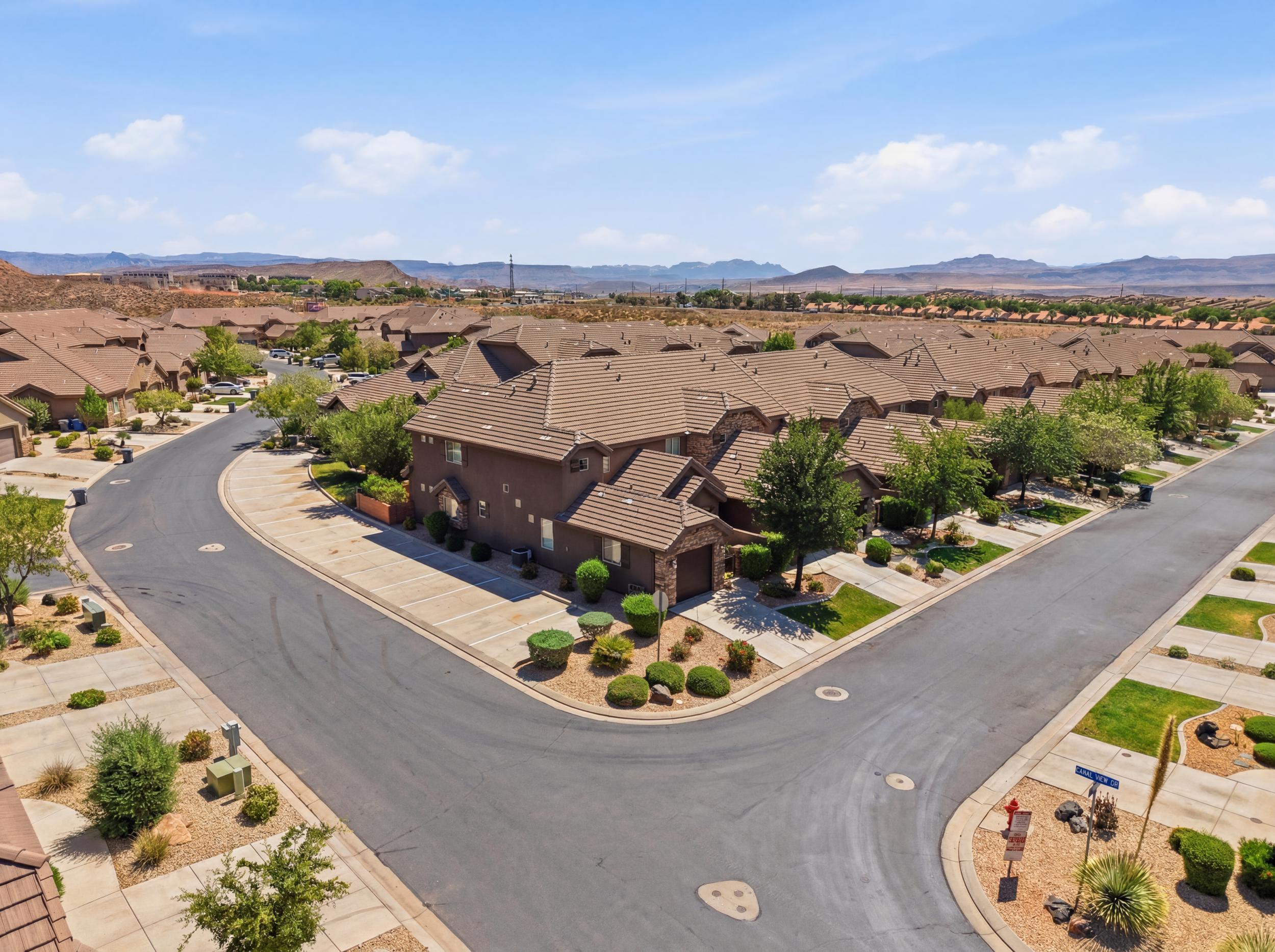 CORAL RIDGE TOWNHOMES - Residential