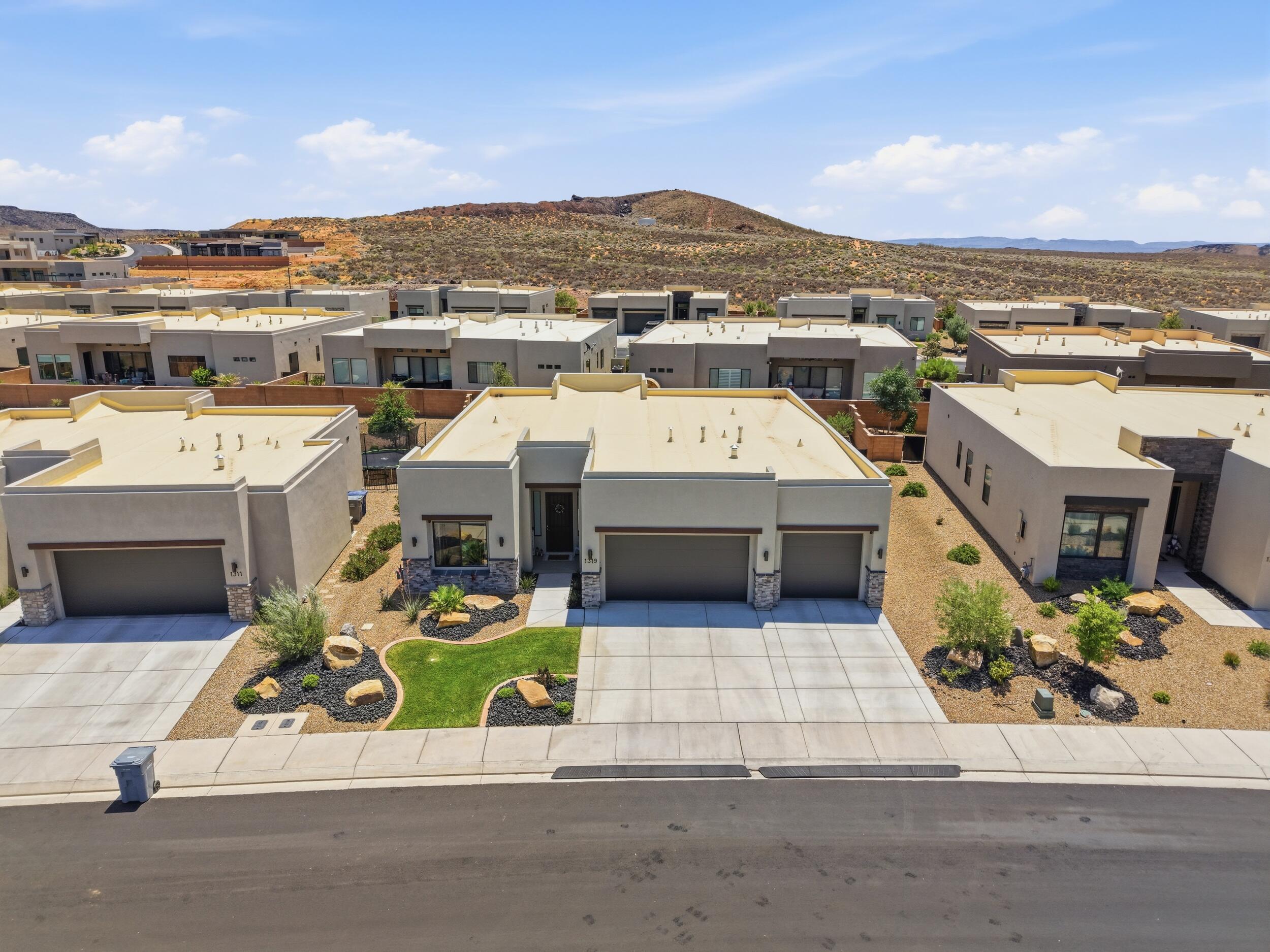 LEDGES OF SG POCKET MESA - Residential