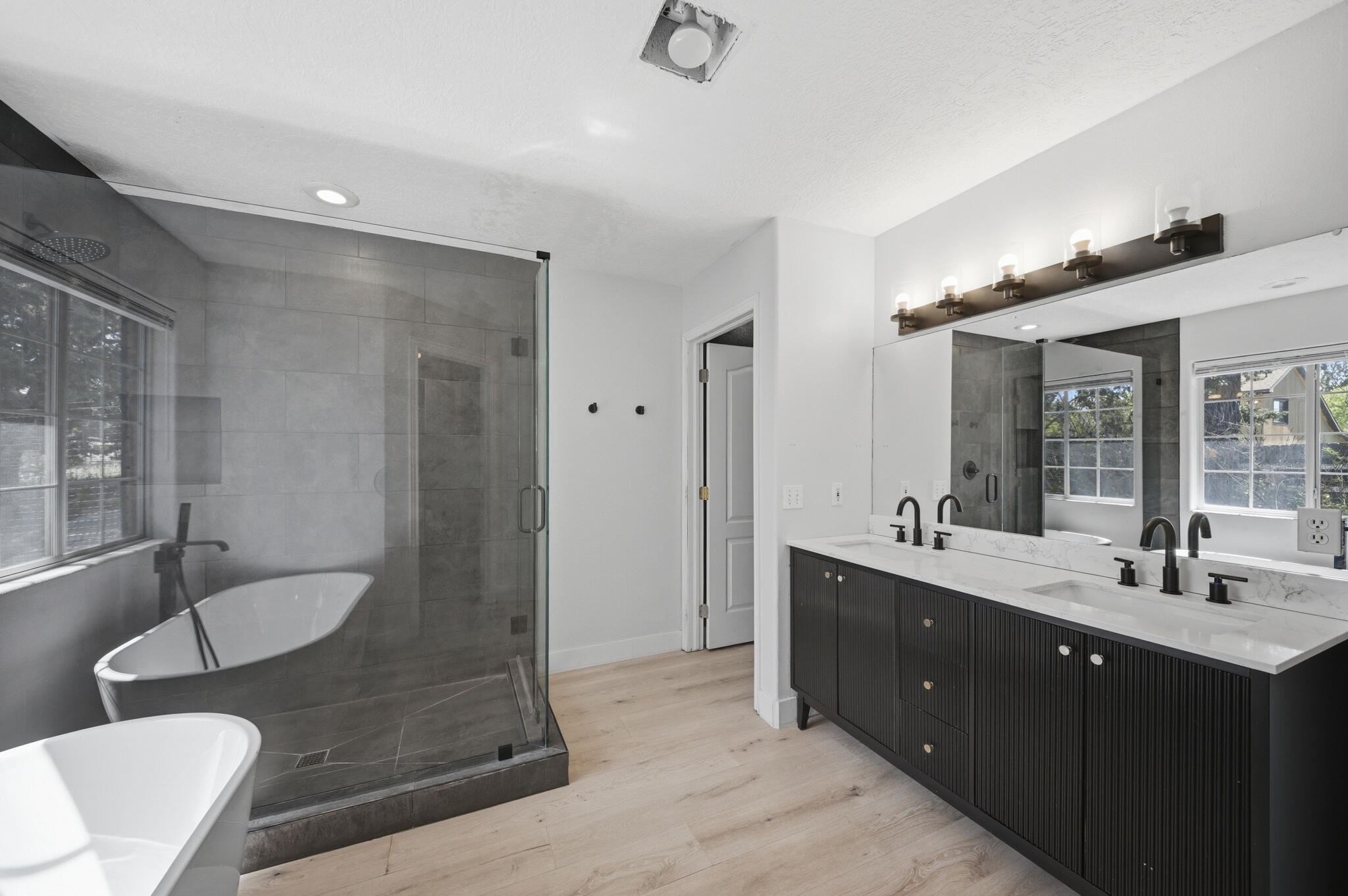 DAMMERON VALLEY FARMS - Residential