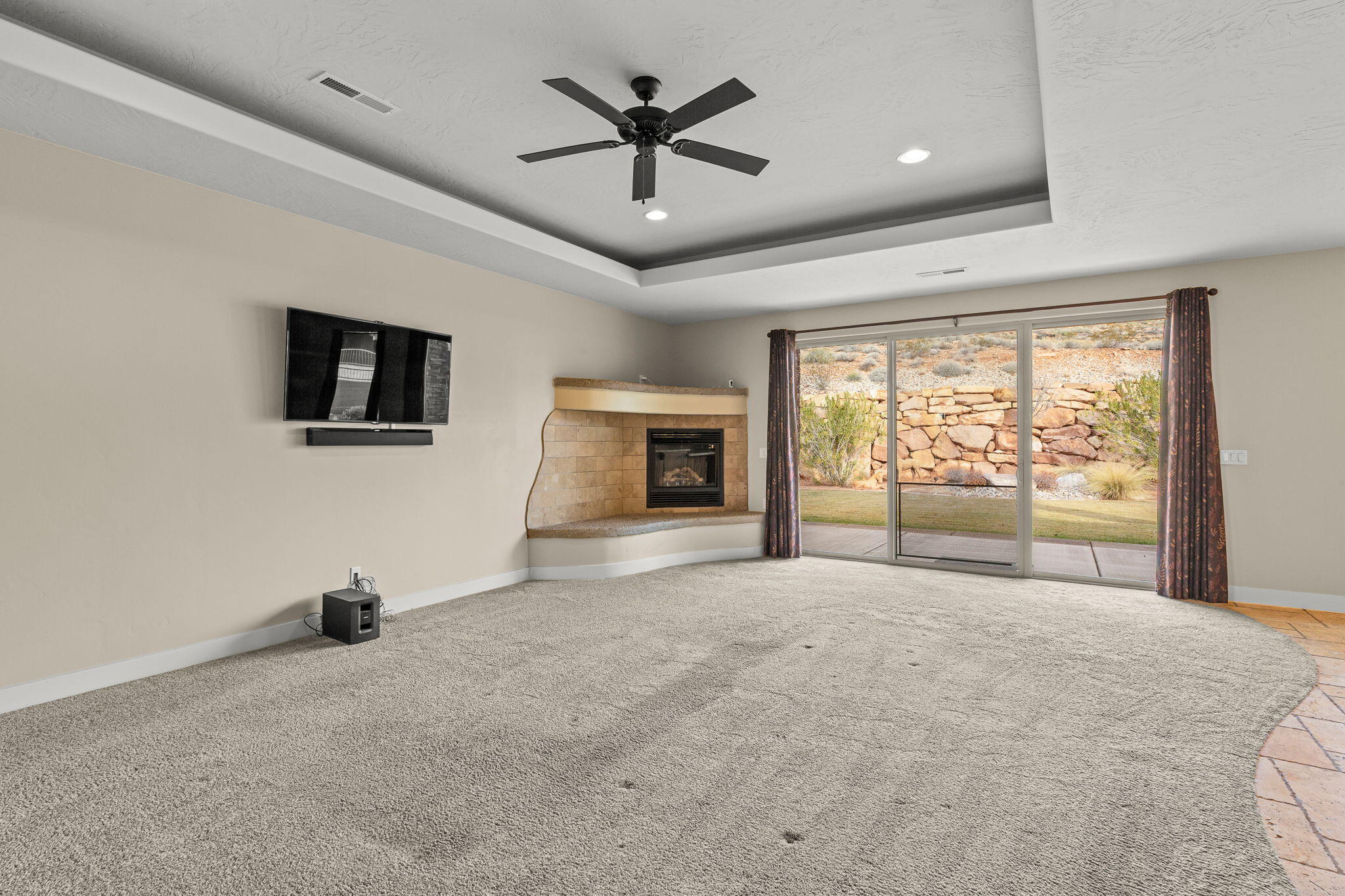 SERENITY COVE - Residential