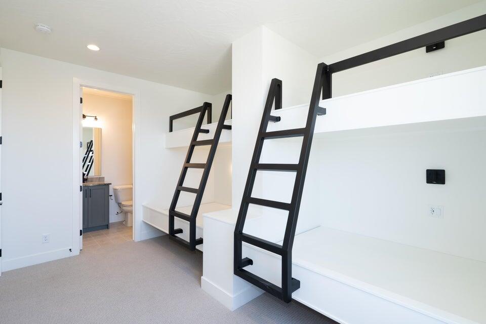 DESERT COLOR ATKINVILLE TOWNHOMES - Residential