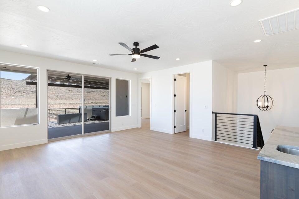 DESERT COLOR ATKINVILLE TOWNHOMES - Residential