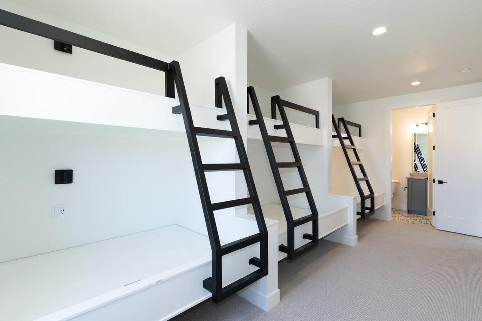 DESERT COLOR ATKINVILLE TOWNHOMES - Residential
