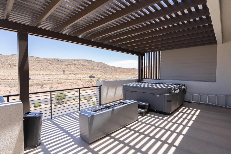 DESERT COLOR ATKINVILLE TOWNHOMES - Residential