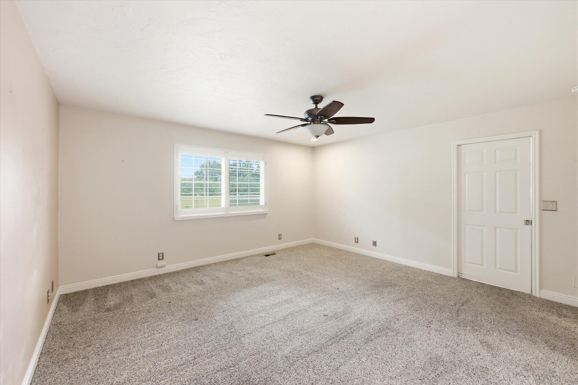 CORNERSTONE - Residential