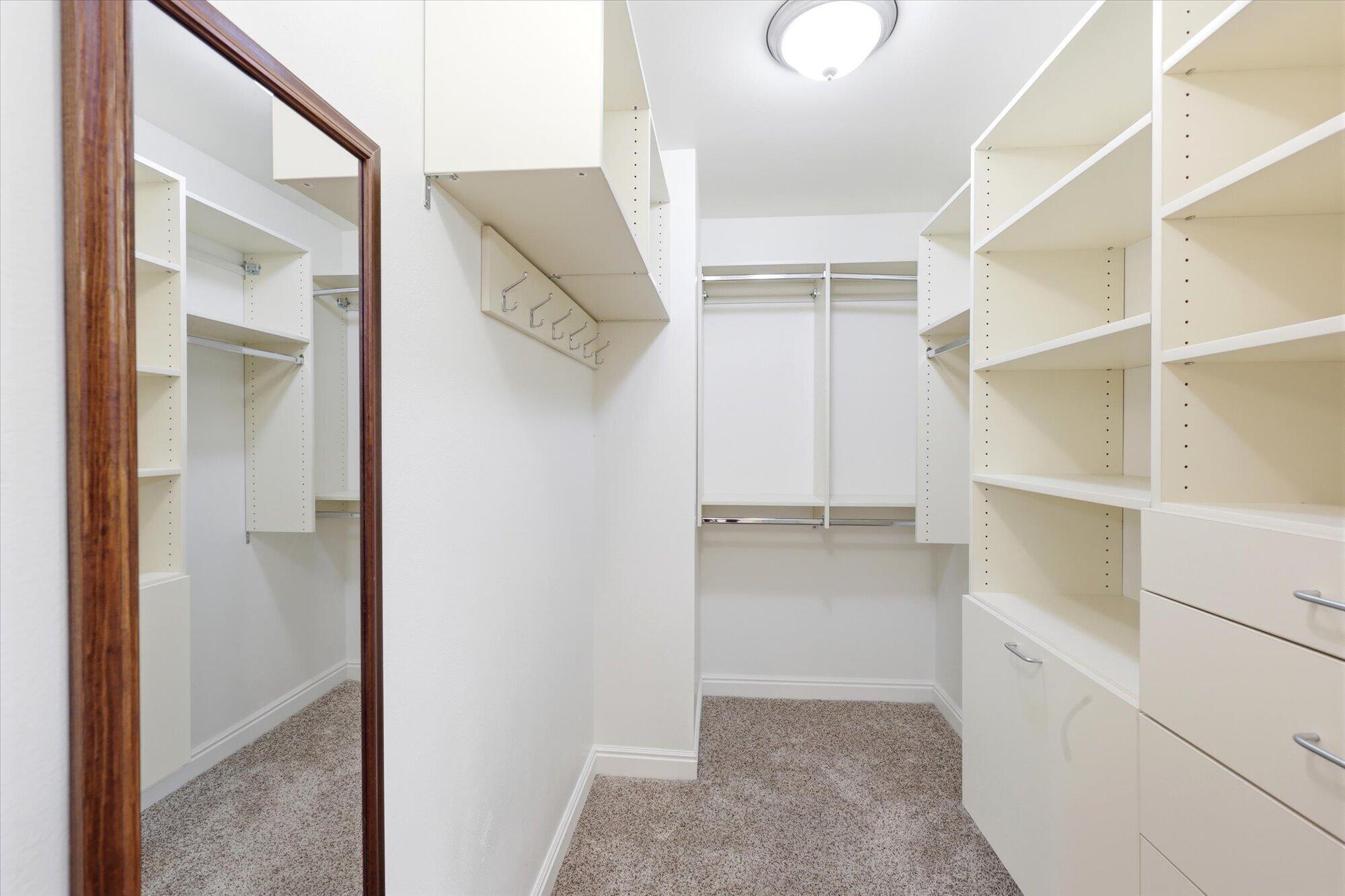 CORNERSTONE - Residential