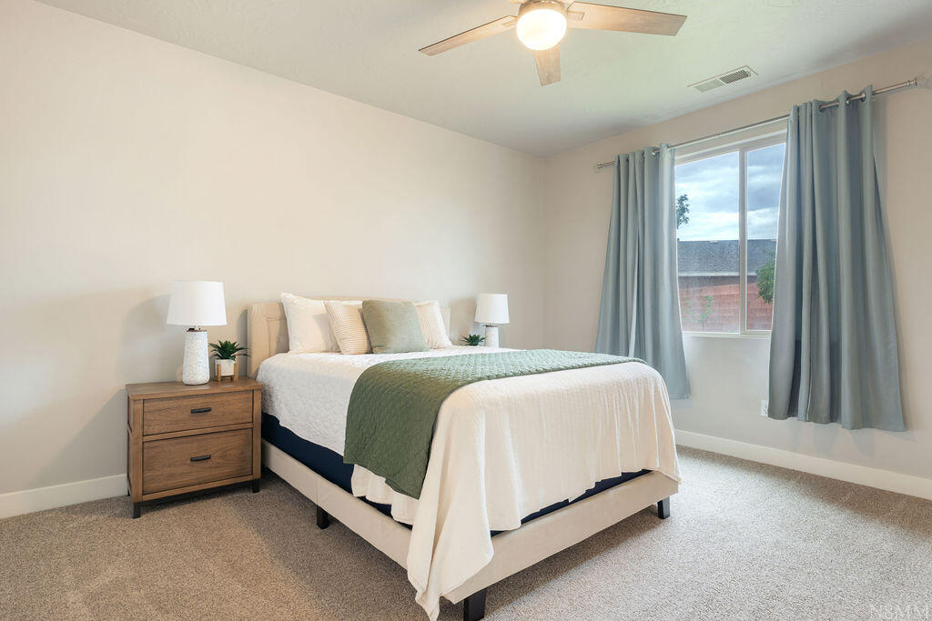 BLOOMINGTON HILLS - Residential