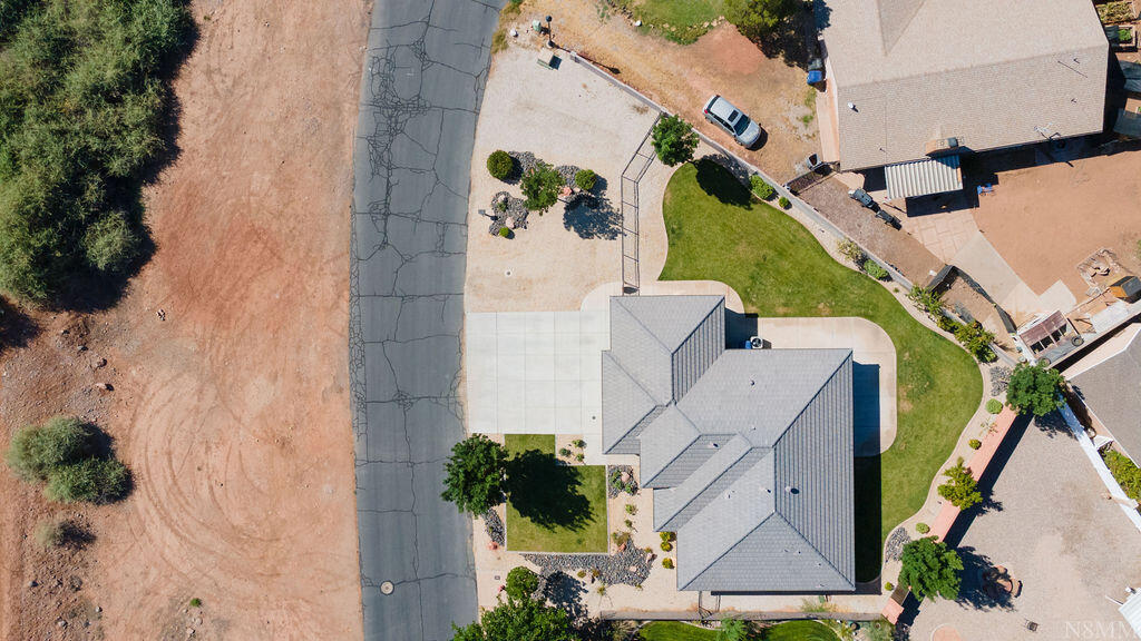BLOOMINGTON HILLS - Residential