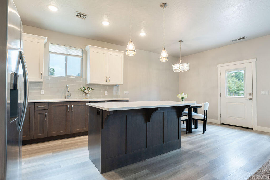 BLOOMINGTON HILLS - Residential
