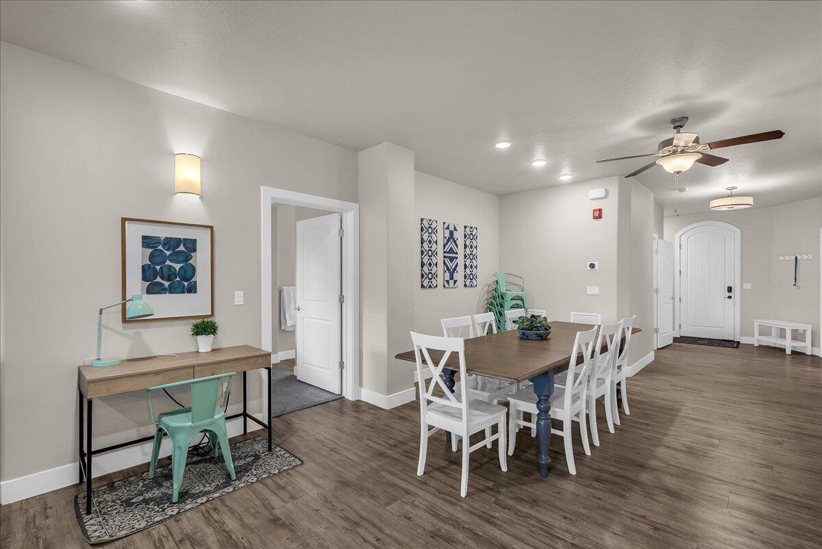 ESTANCIA - Residential