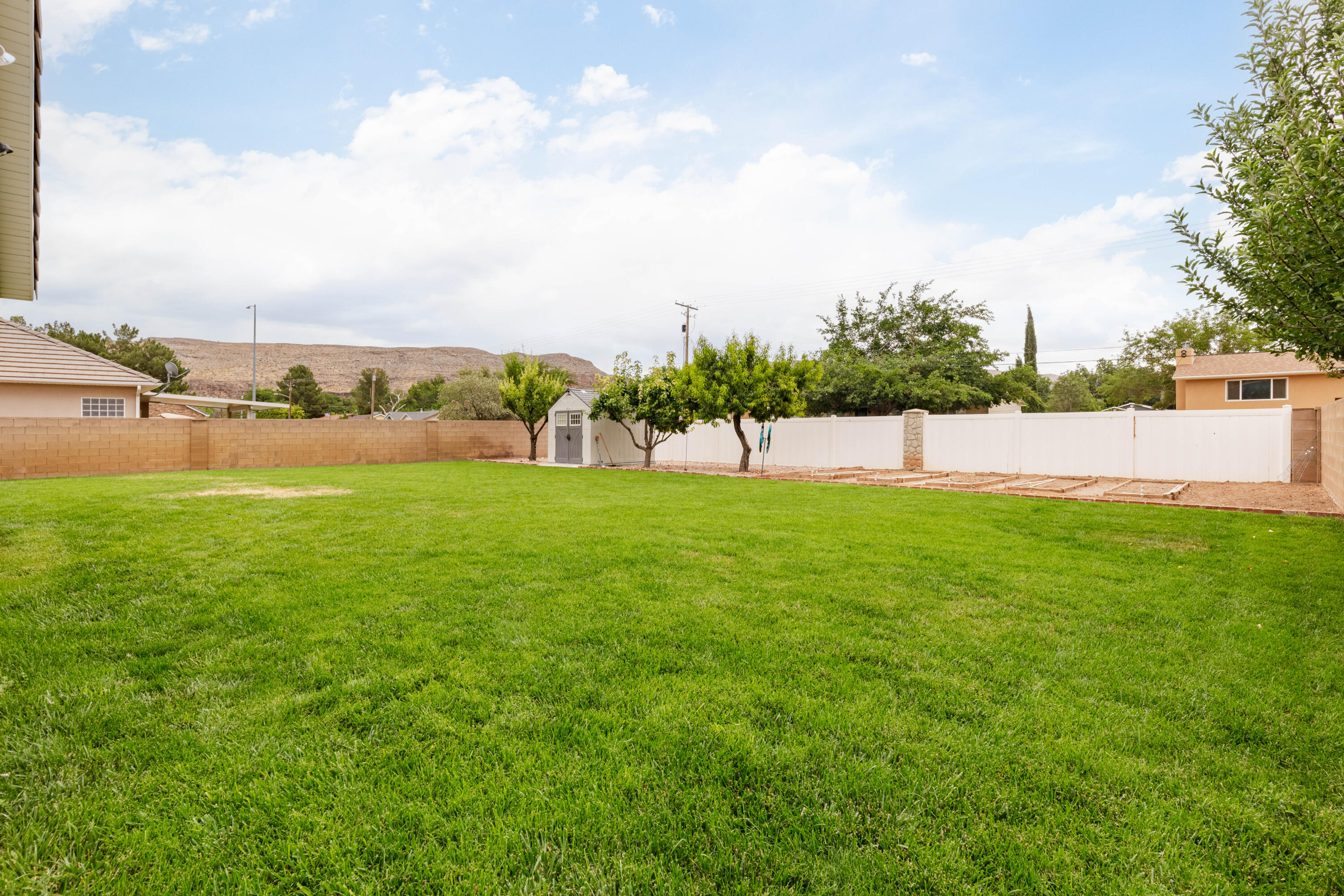 COBBLESTONE FIELDS (H) - Residential