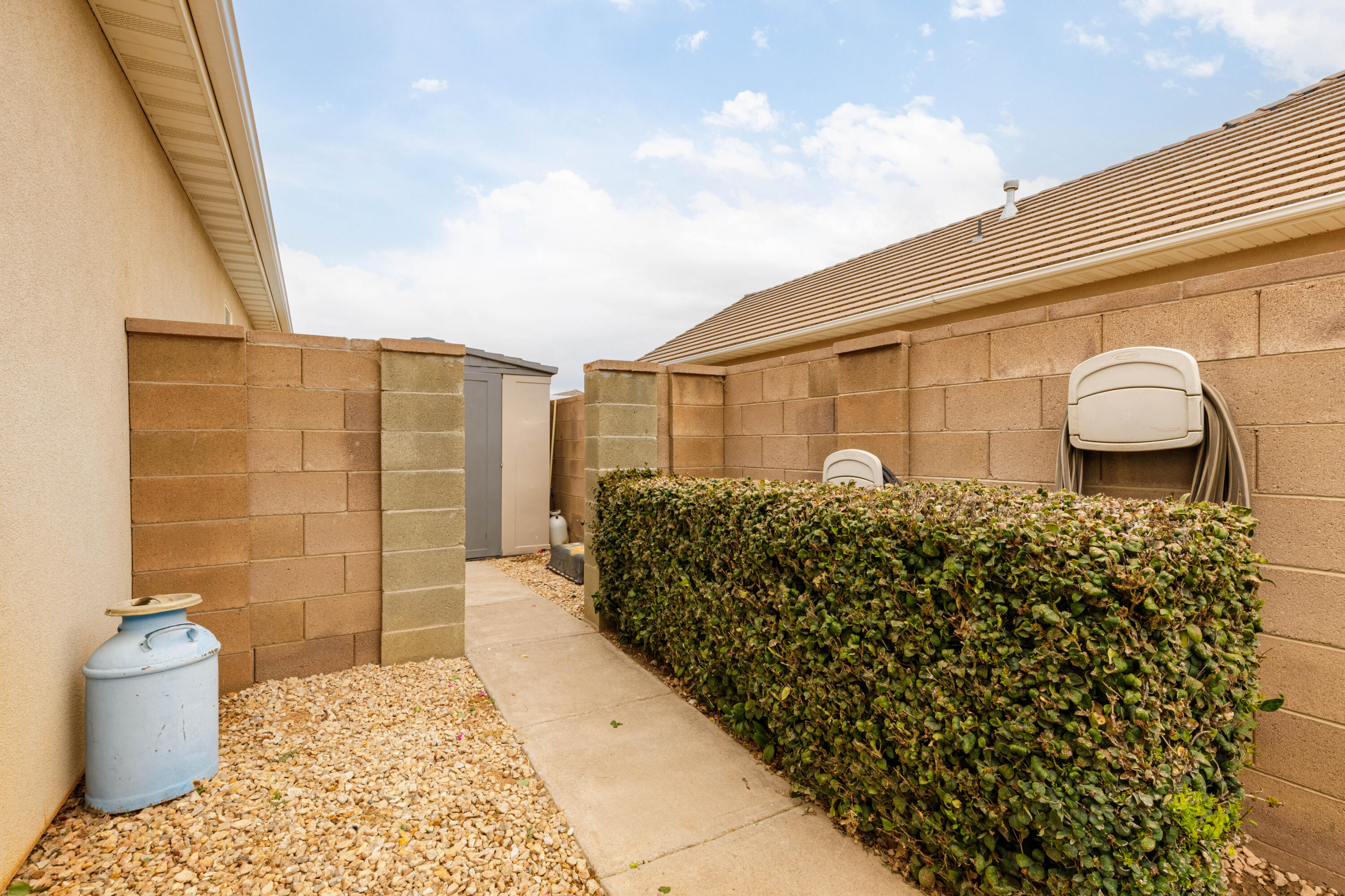 COBBLESTONE FIELDS (H) - Residential
