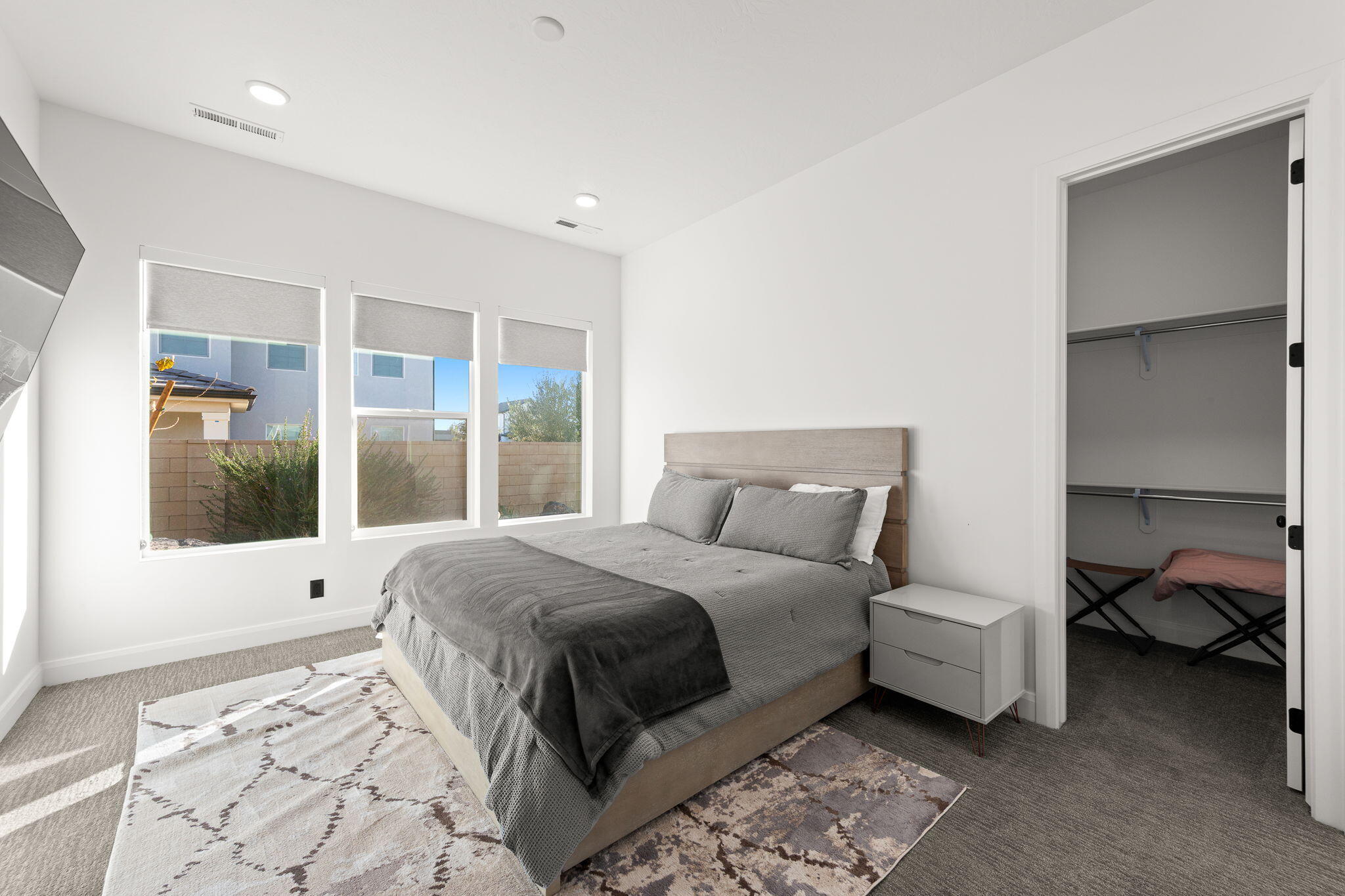 DESERT COLOR AUBURN HILLS - Residential