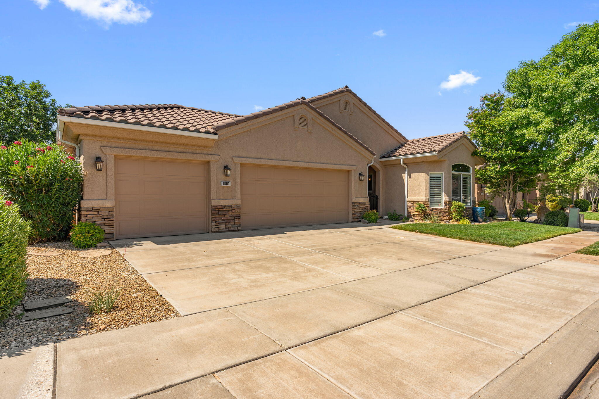 SUN RIVER - Residential