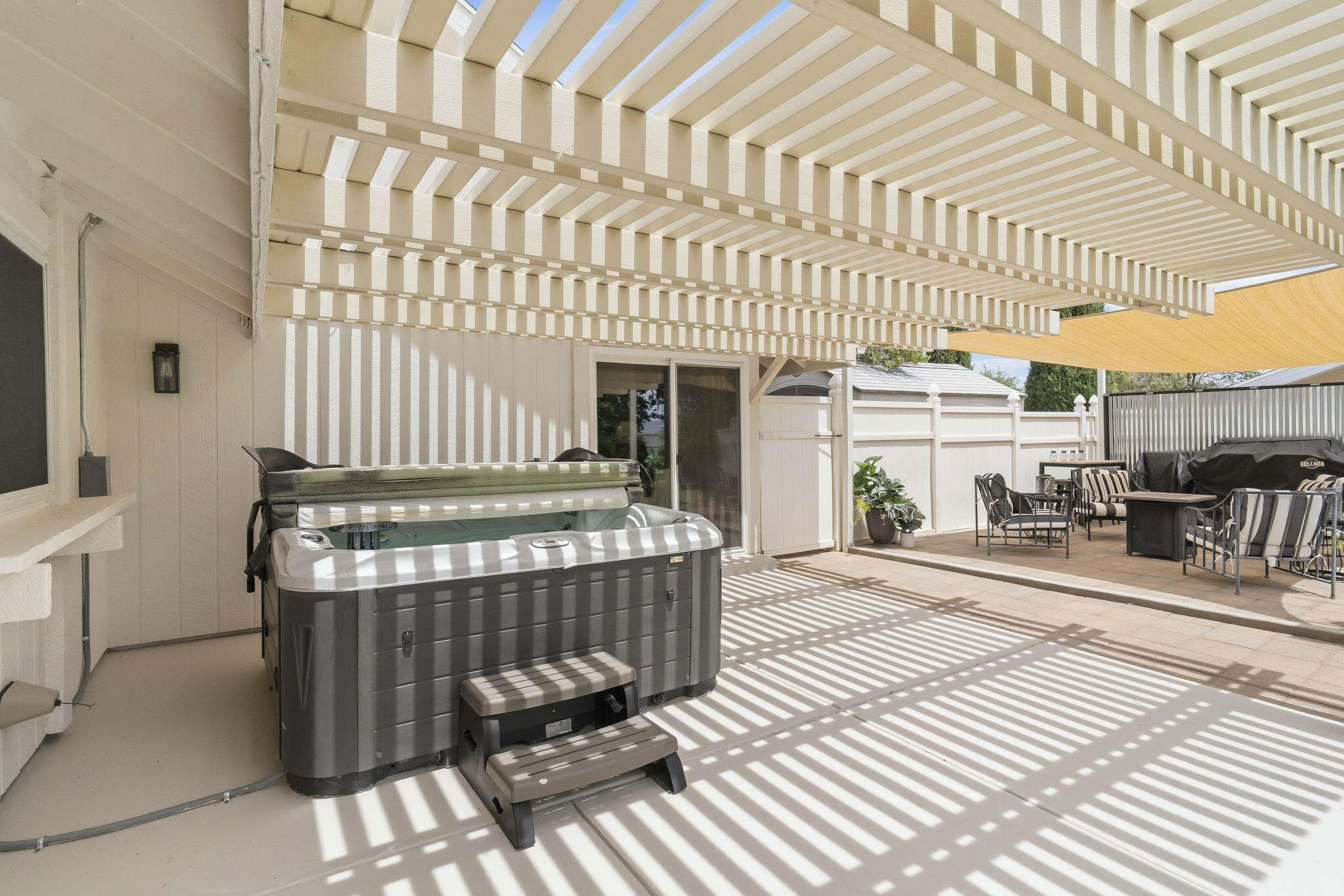 BLOOMINGTON COUNTRY CLUB - Residential