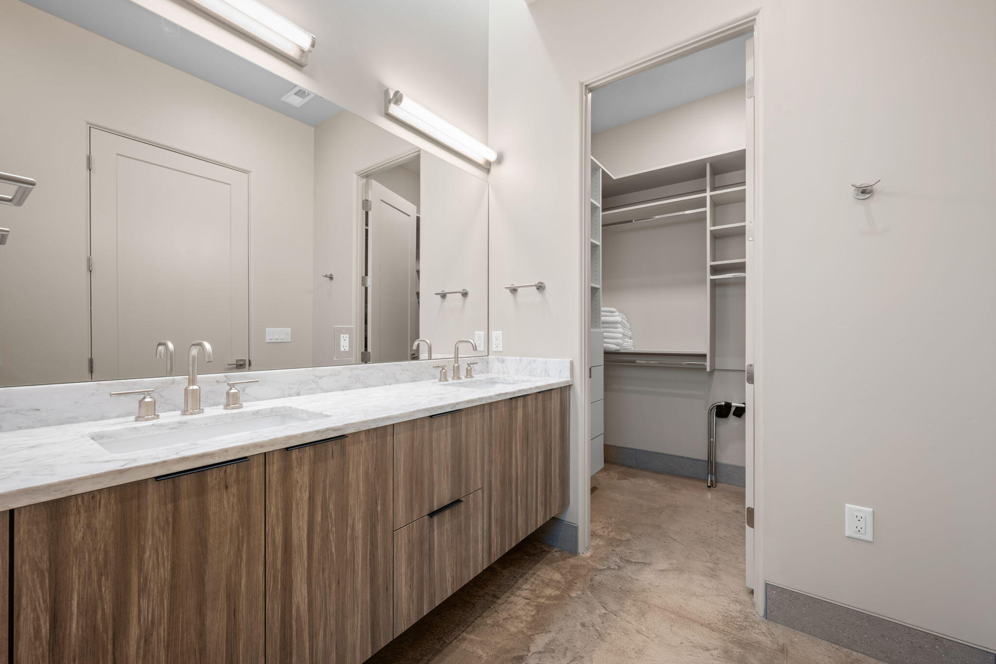 SHINAVA RIDGE - Residential