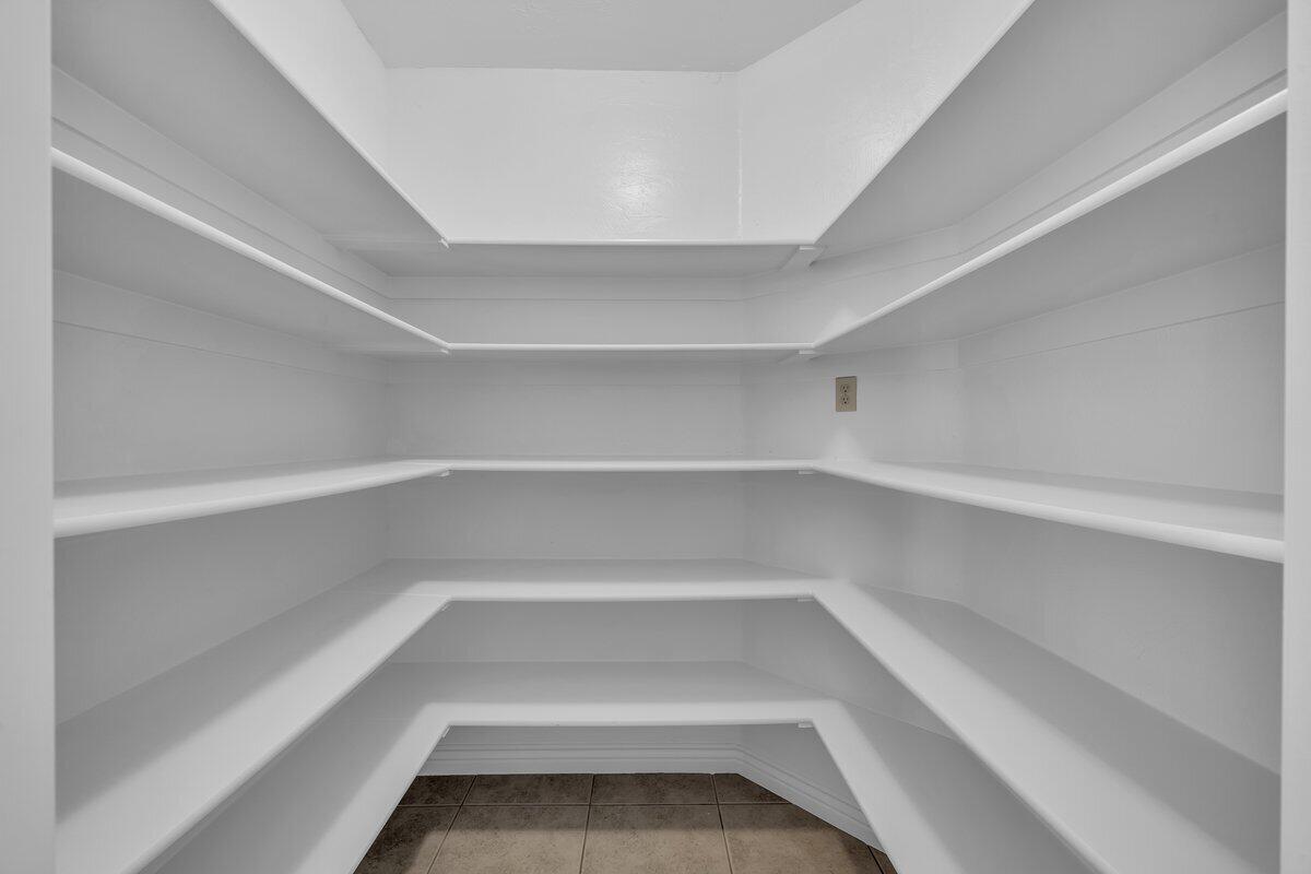LAS ENTRADAS AT GREEN SPRING - Residential