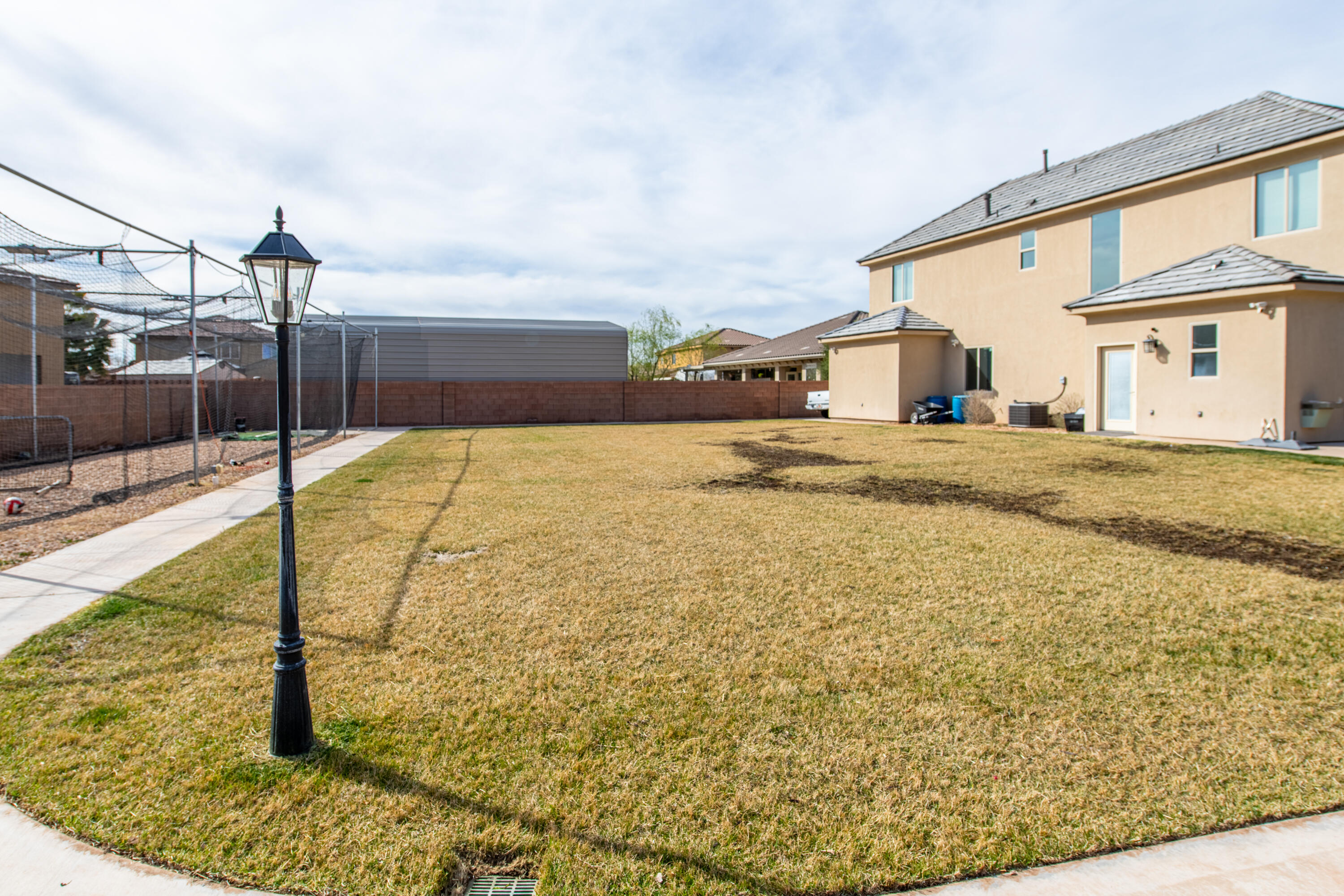 RIVER WILLOW - Residential