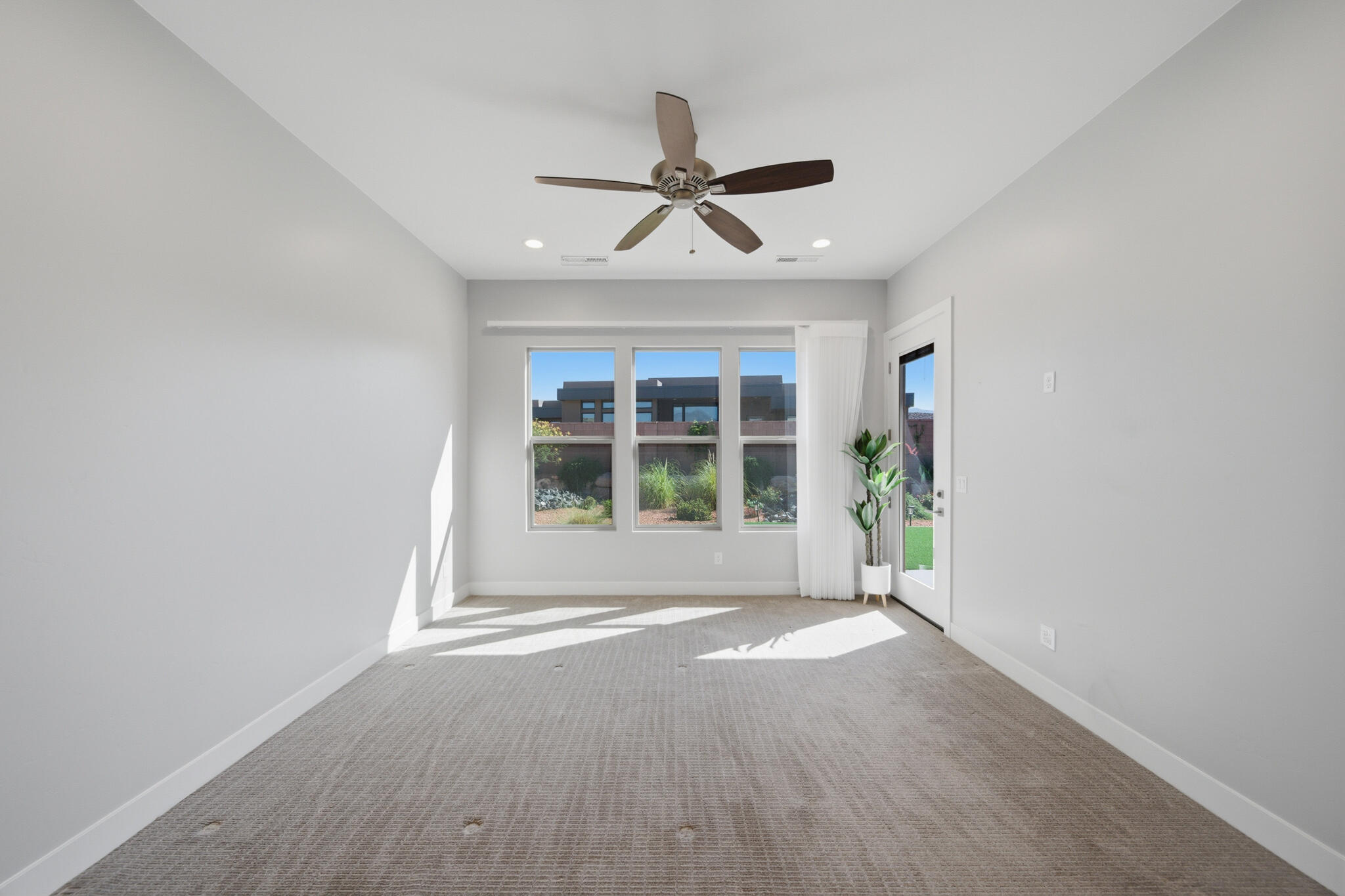 MOJAVE MESA - Residential