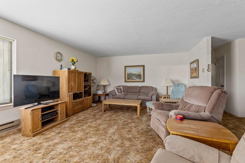 DIXIE DEER ESTATES - Residential