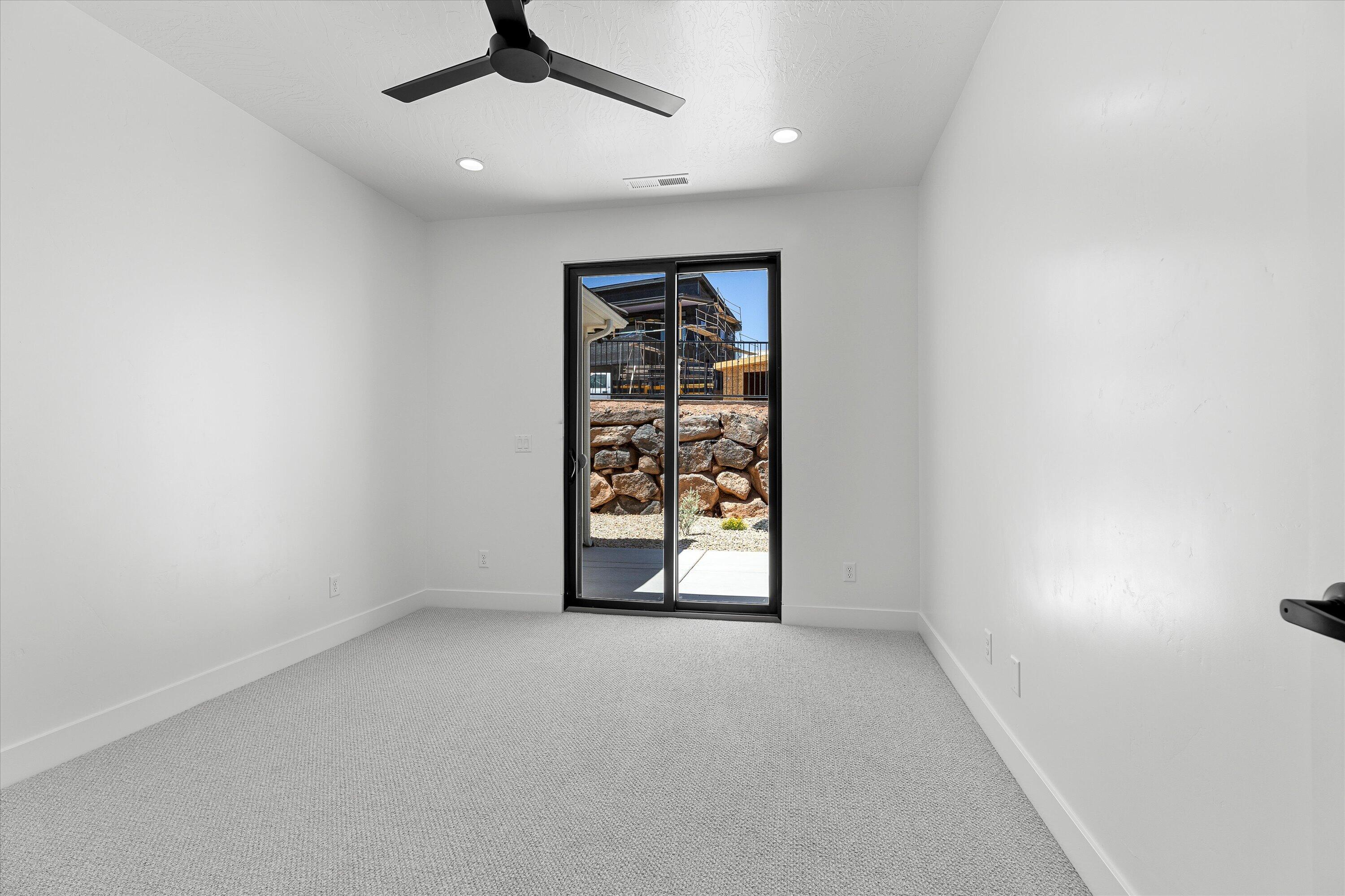 FALCON RIDGE - Residential