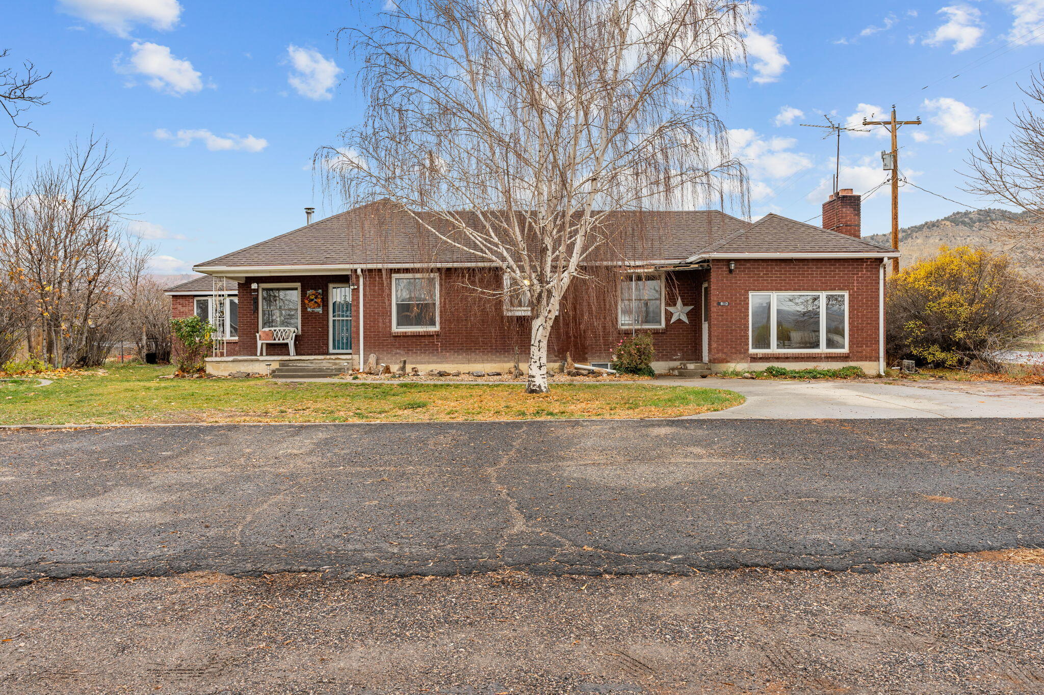 Charming Brick Home in Tropic, Utah - Near Bryce Canyon National Park!
Enjoy small-town living surrounded by incredible scenery in this darling brick home on a corner lot in beautiful Tropic, Utah. Featuring 3 bedrooms and 2 baths, this home offers a remodeled kitchen and plenty of charm throughout. Some areas could use your personal updates — a great opportunity to make it your own!

Take in breathtaking views from the front porch of the Pink Cliffs and Escalante Mountains, with striking red rock vistas out back toward Bryce Canyon. Located in the upper part of town, right next to the elementary school and just minutes from the high school. The property includes a separate workshop with power, ideal for storage or projects, plus mature fruit trees and a spacious .35-acre lot. A 300 sq ft basement provides excellent cold storage.

Don't miss your chance to own your own place with endless potential and unbeatable views!