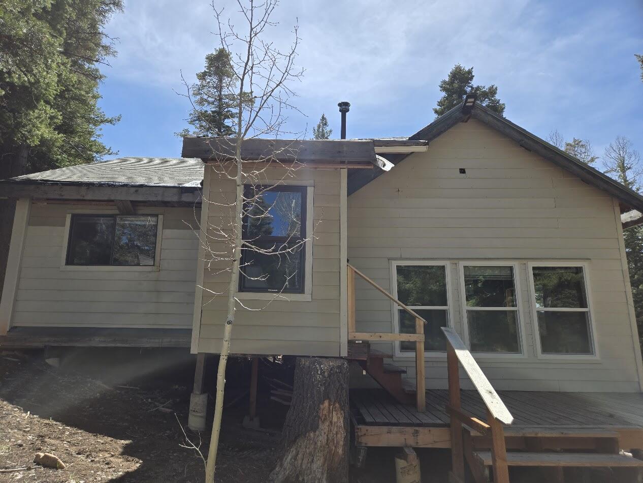 Handyman Special | Off-Grid Mountain Cabin - Navajo Estates, Duck Creek Village, UT
Priced to Sell at $154,900!
This 1-bedroom (easily convertible to 2) off-grid cabin with large loft and 1 bath sits on 0.51 acres in desirable Navajo Estates.
Key Features:
New siding, new windows, new furnace, and 12x32 1-car garage/shed
1,000-gallon water tank + finished plumbing
Great working wood stove
Fully wired - runs on Solar, Generator & Propane
Septic system installed
Fresh water spring just 2 miles away
Location & Lifestyle:
Nestled in the heart of Duck Creek Village, this property is just minutes from beautiful Navajo Lake -- a premier destination for trout fishing, boating, and camping. Enjoy world-class trail riding with direct access to extensive ATV, UTV, horseback, and hiking trails. Surrounded by towering pines and mountain scenery, this is true Southern Utah mountain living.
Seasonal access, no public utilities. Perfect for handymen, contractors, or anyone seeking a private mountain getaway or weekend retreat.
Preferred Lender: Ryan Bolton - Patriot Mortgage (flexible lending options available)
Bring your finishing touches and make this mountain cabin your own!
Buyer and Buyer Agent to verify all information