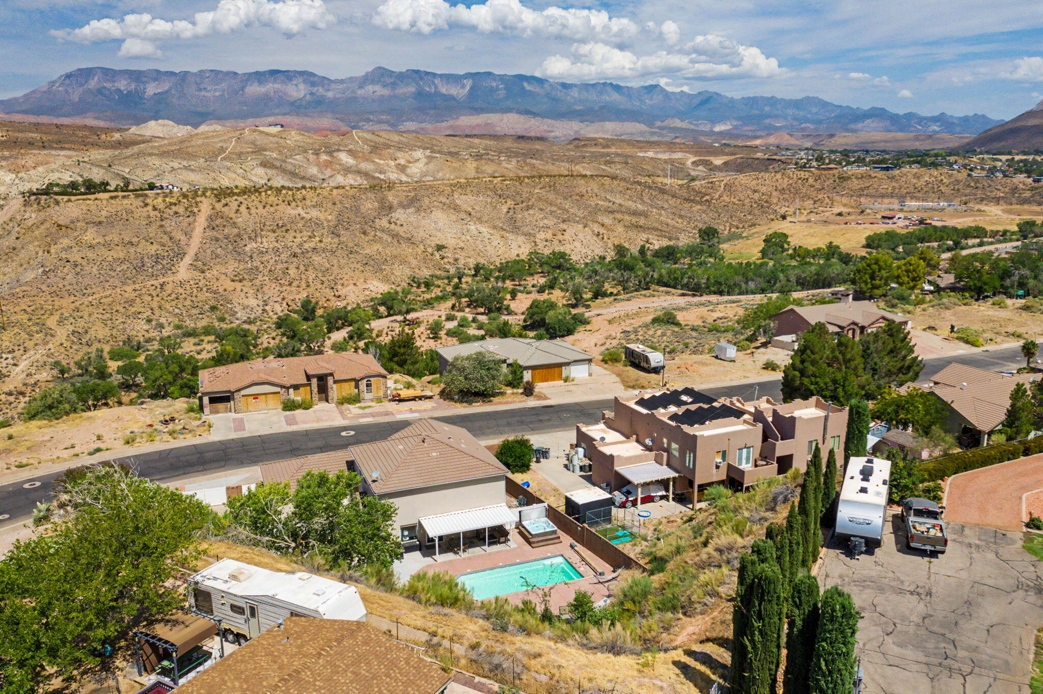 OVERLOOK - Residential