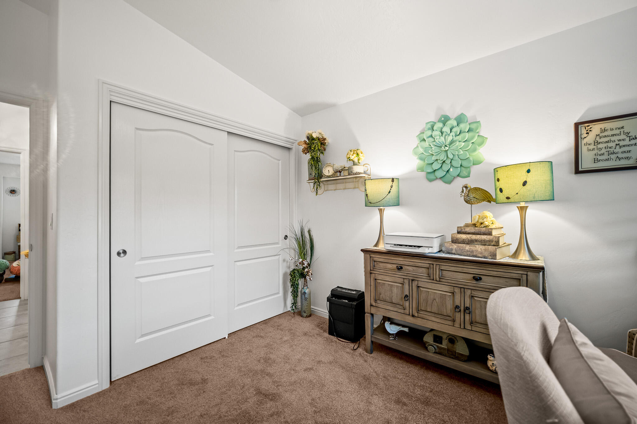 DESERT ROSE - Residential