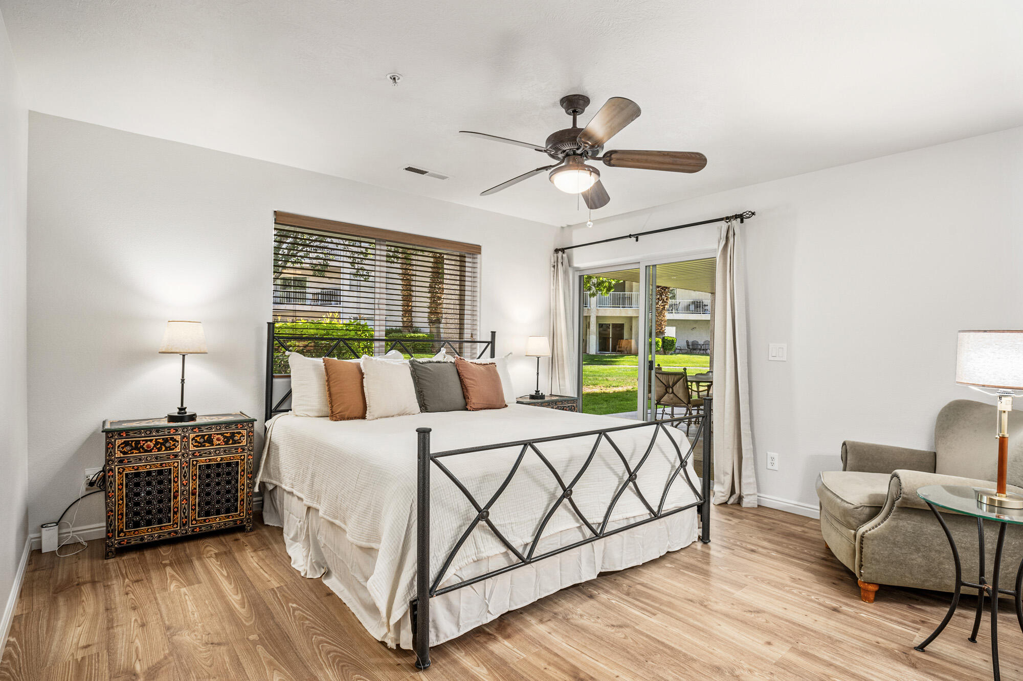 LAS PALMAS RESORT CONDOS - Residential