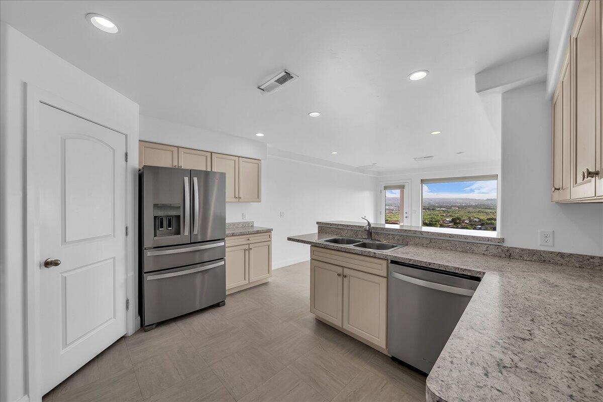 RESERVE AT WEBB POINT - Residential